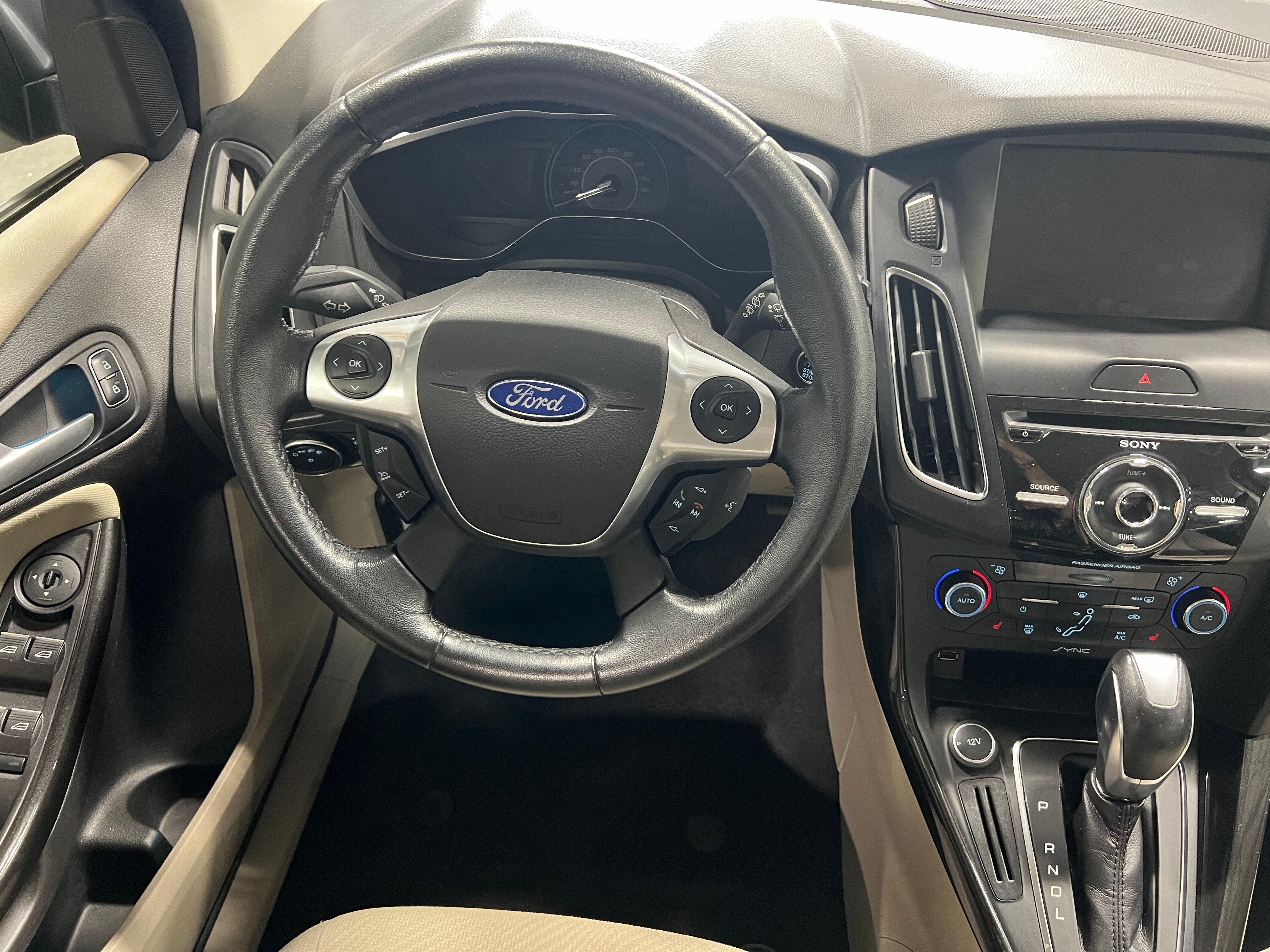 Used 2015 Ford Focus Electric with VIN 1FADP3R43FL276657 for sale in Auburn, WA