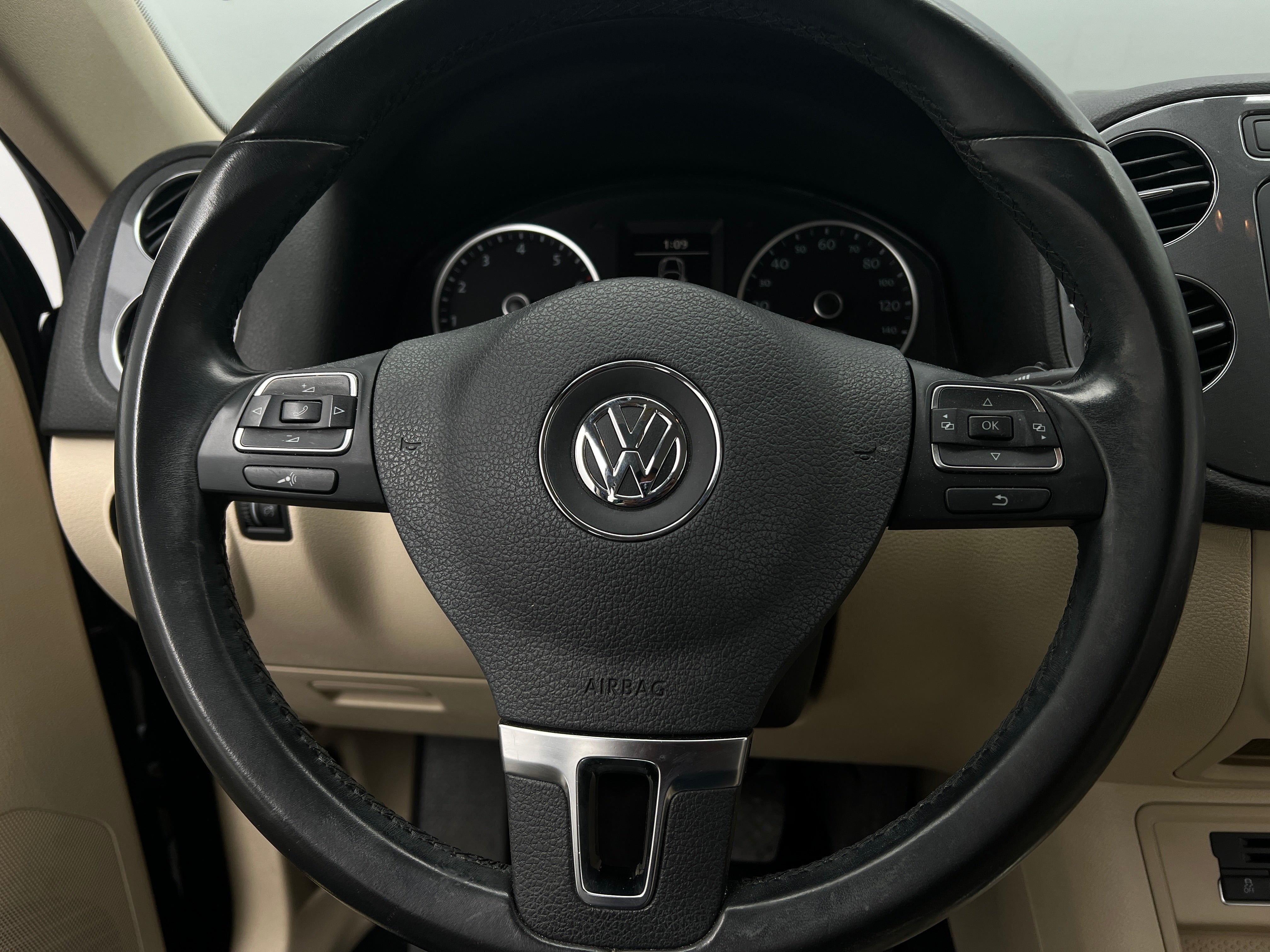 2013 Volkswagen Tiguan 2.0T 5