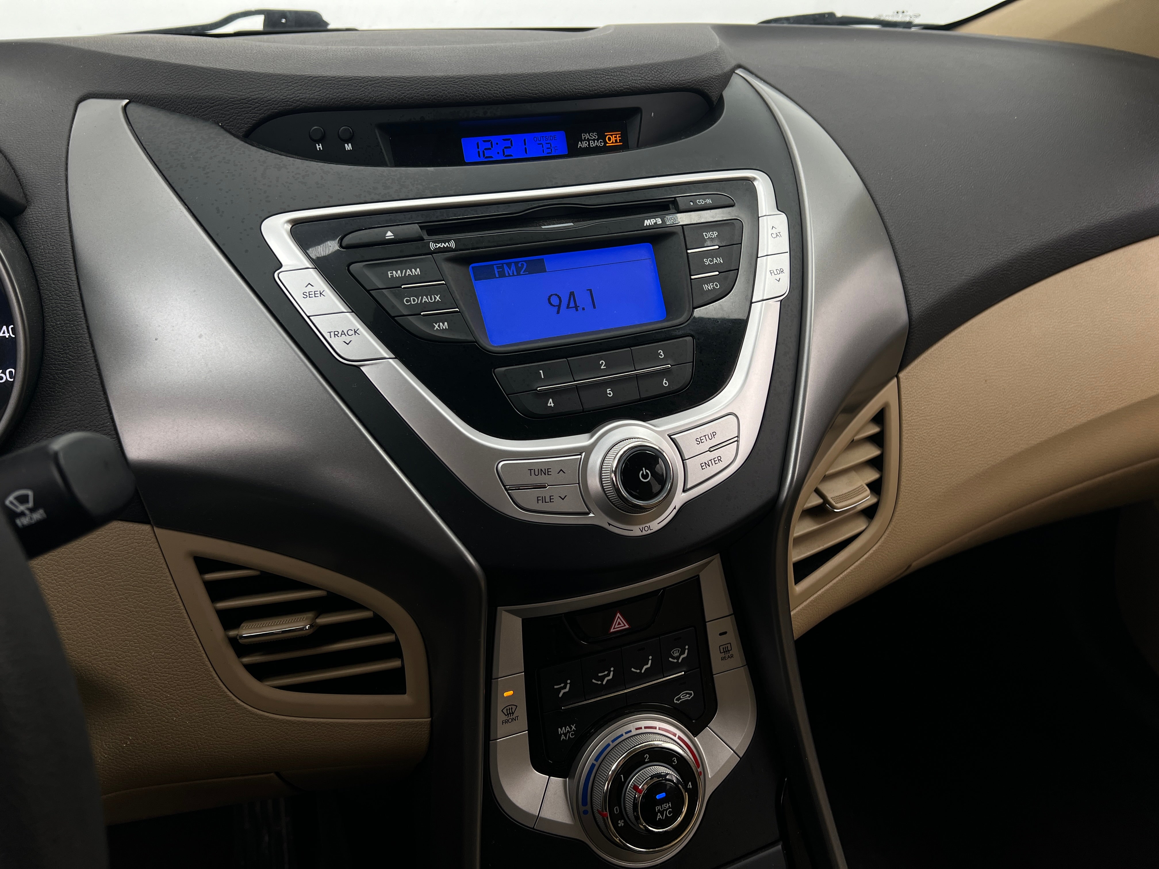 2012 Hyundai Elantra GLS 4