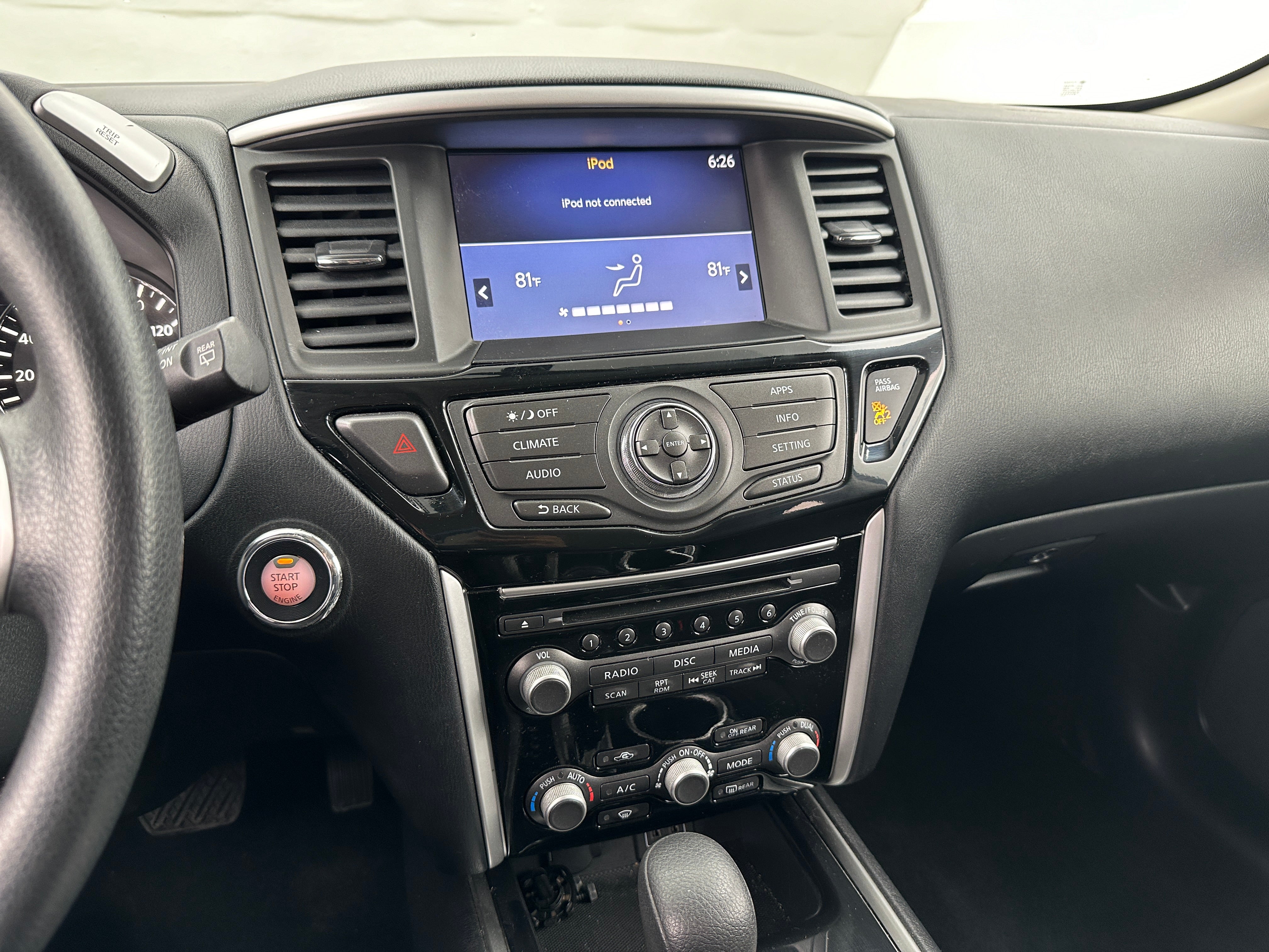 2018 Nissan Pathfinder S 4