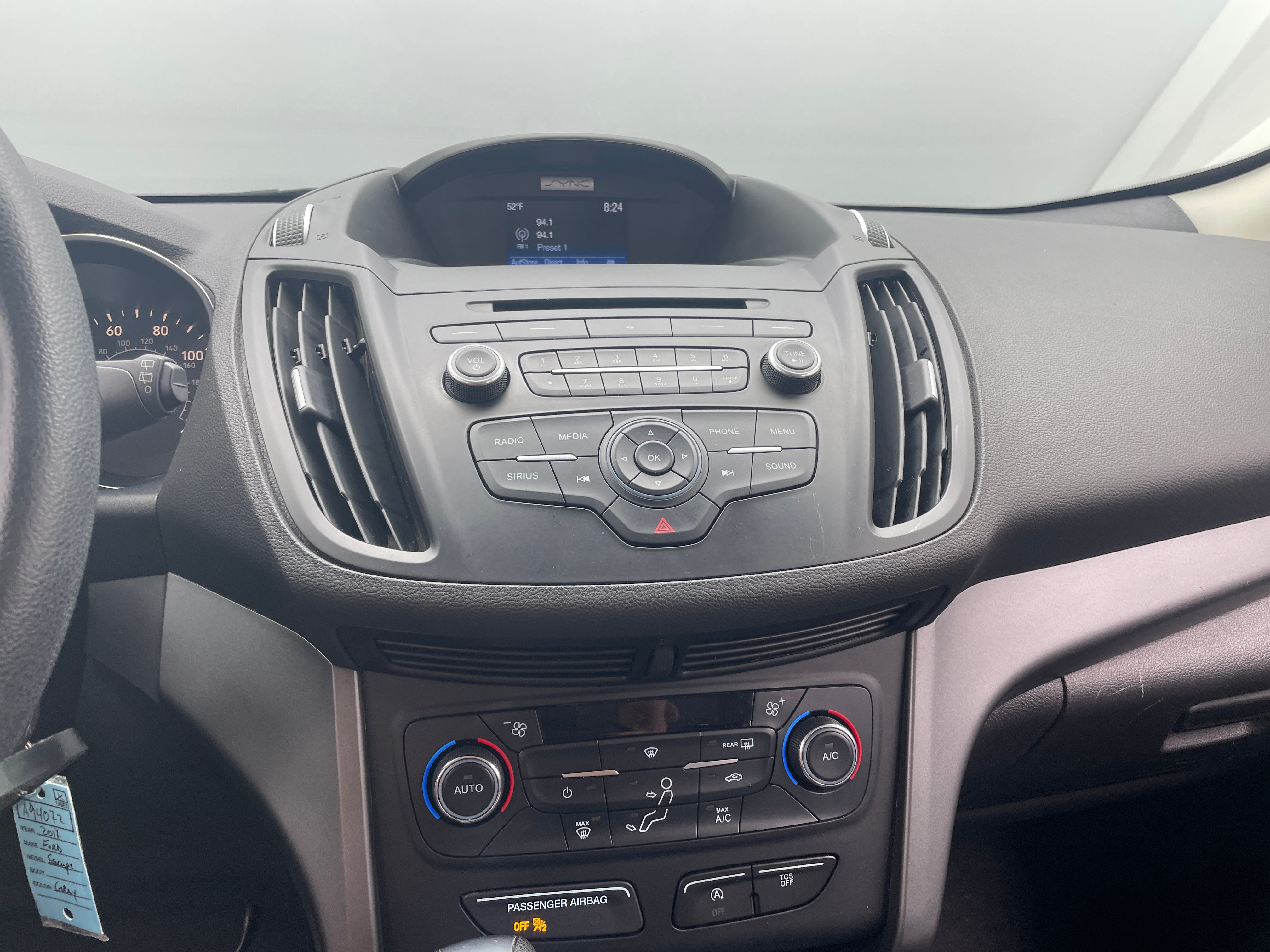 Thumbnail: 2017 Ford Escape - 4