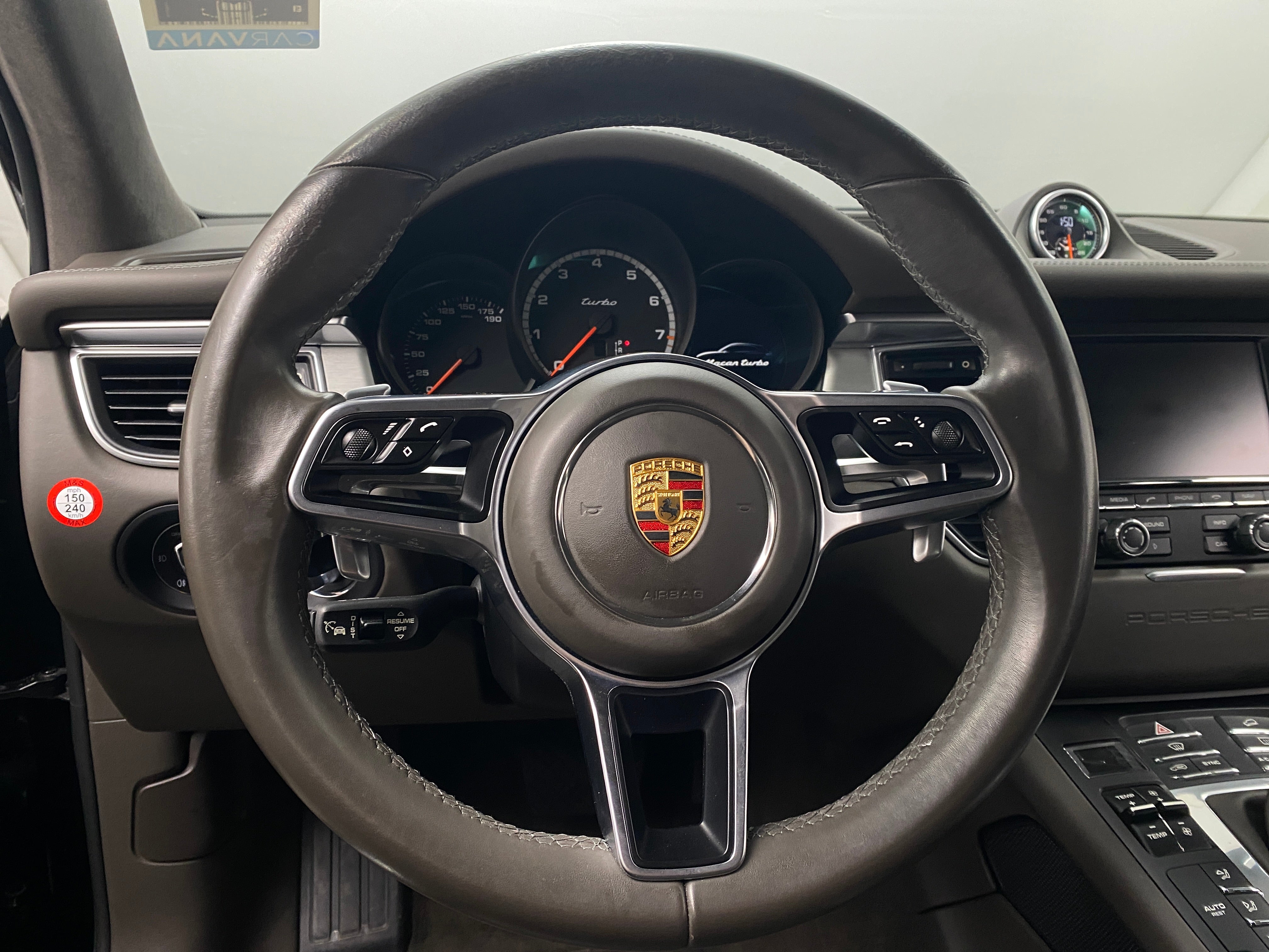2015 Porsche Macan Turbo 5