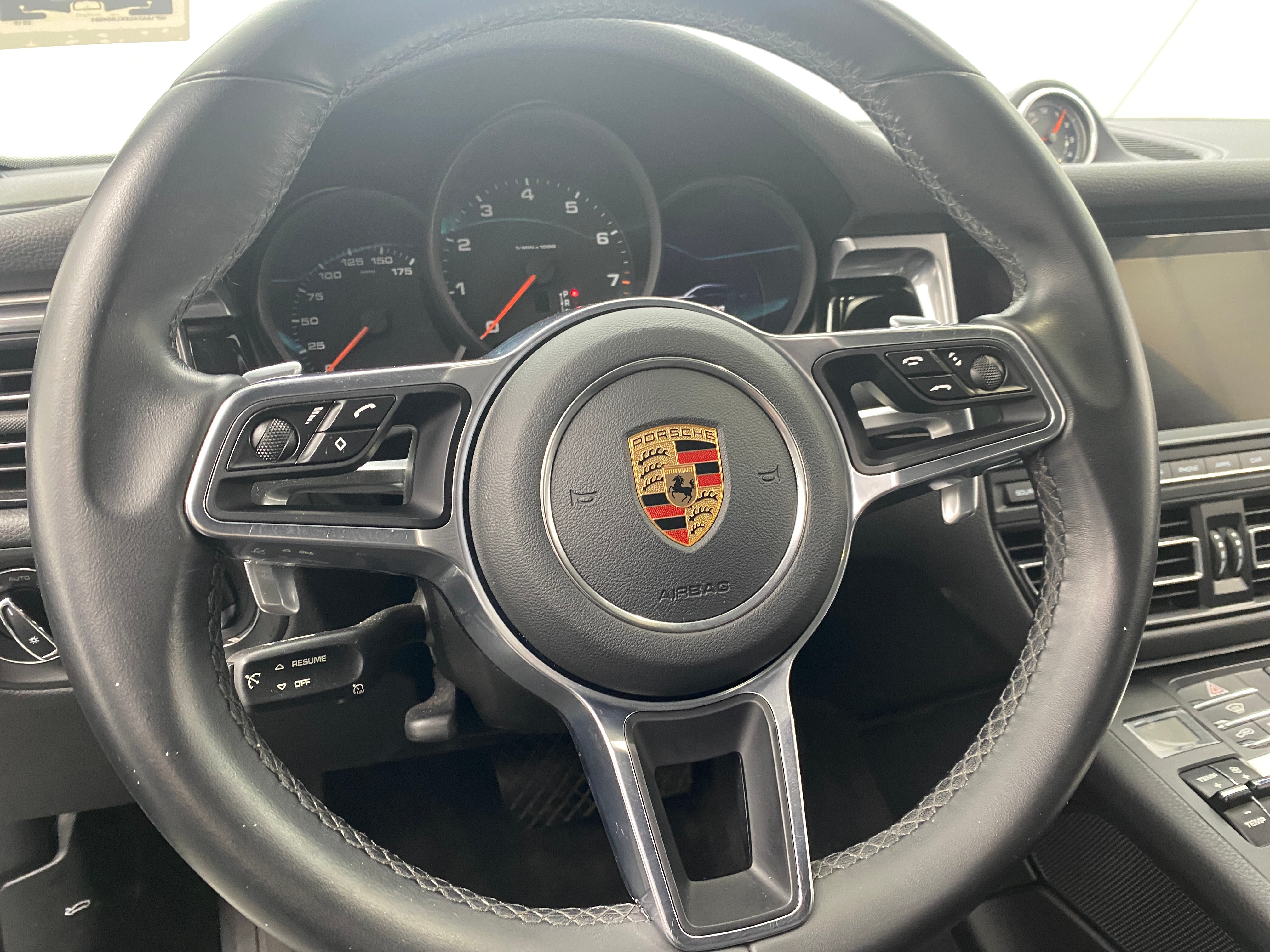 2019 Porsche Macan Base 5