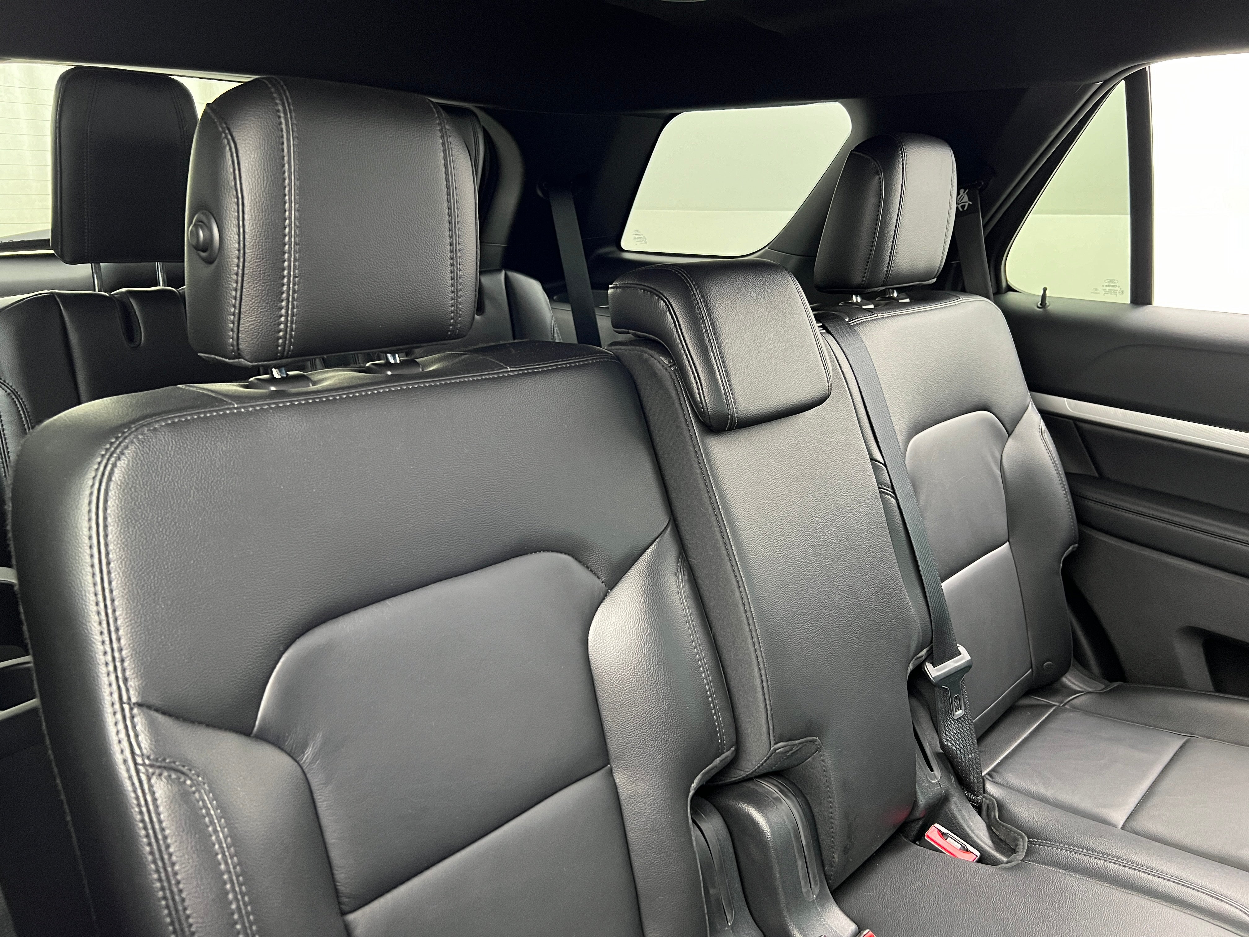 Thumbnail: 2016 Ford Explorer - 6