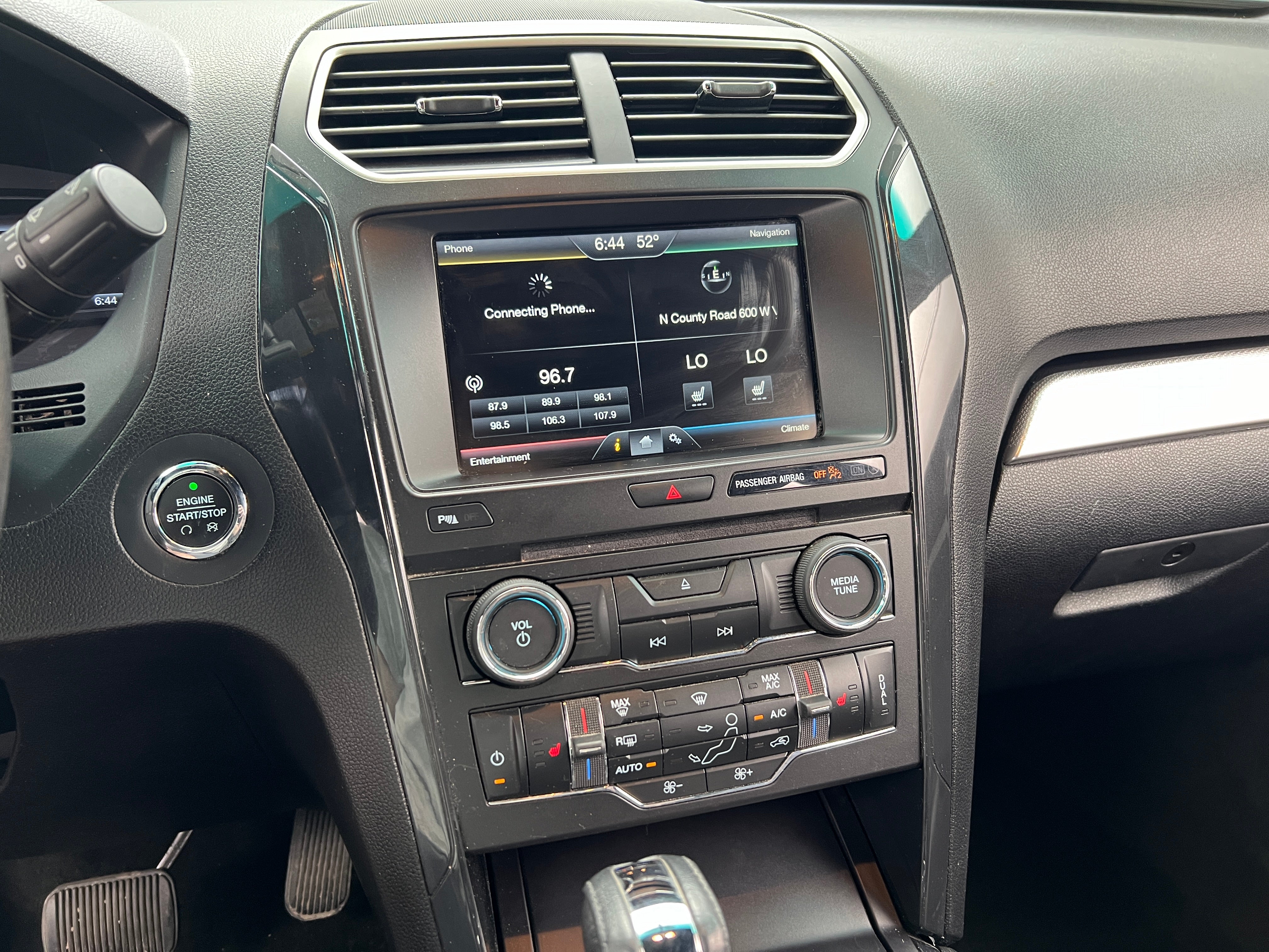 Thumbnail: 2016 Ford Explorer - 4