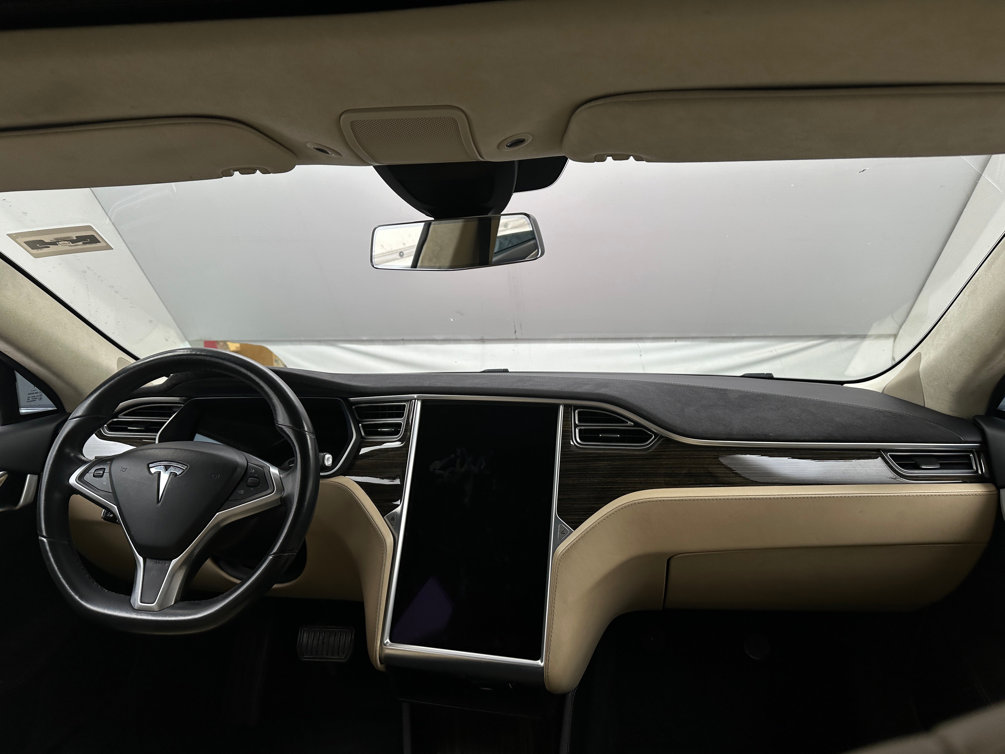 2015 Tesla Model S 70D 3