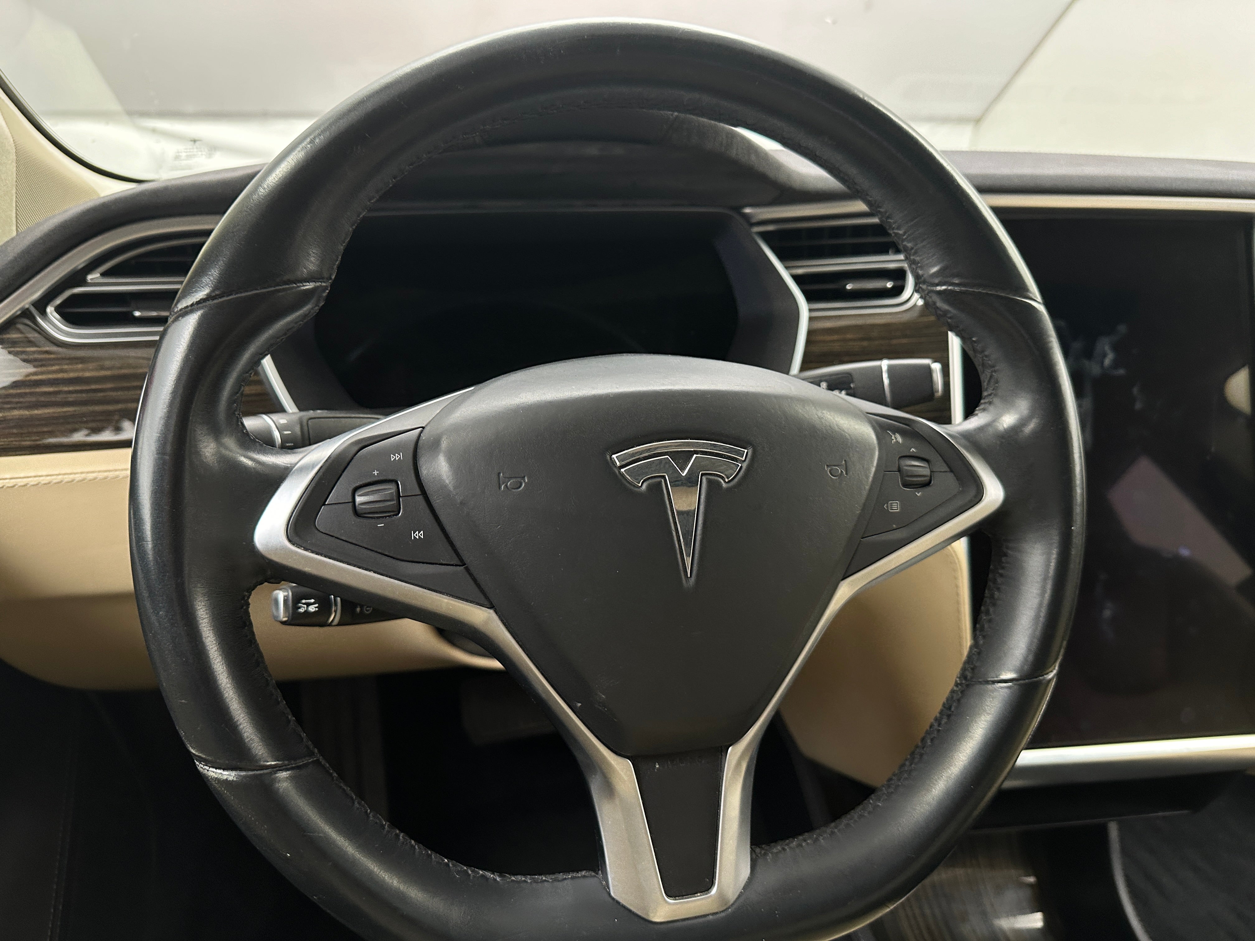 2015 Tesla Model S 70D 4