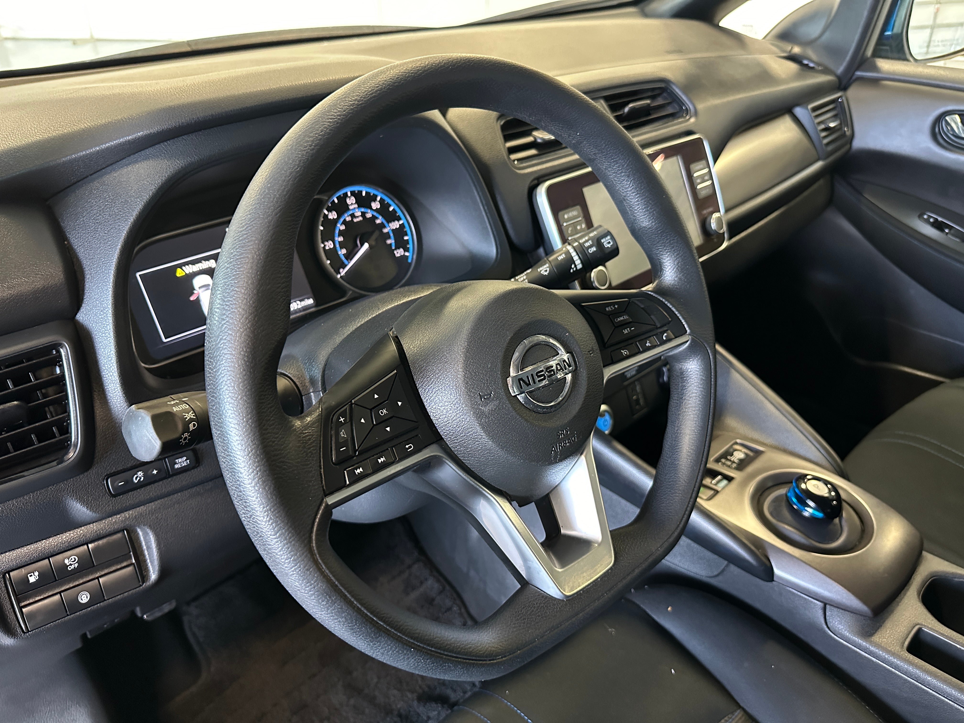 2020 Nissan Leaf S 5