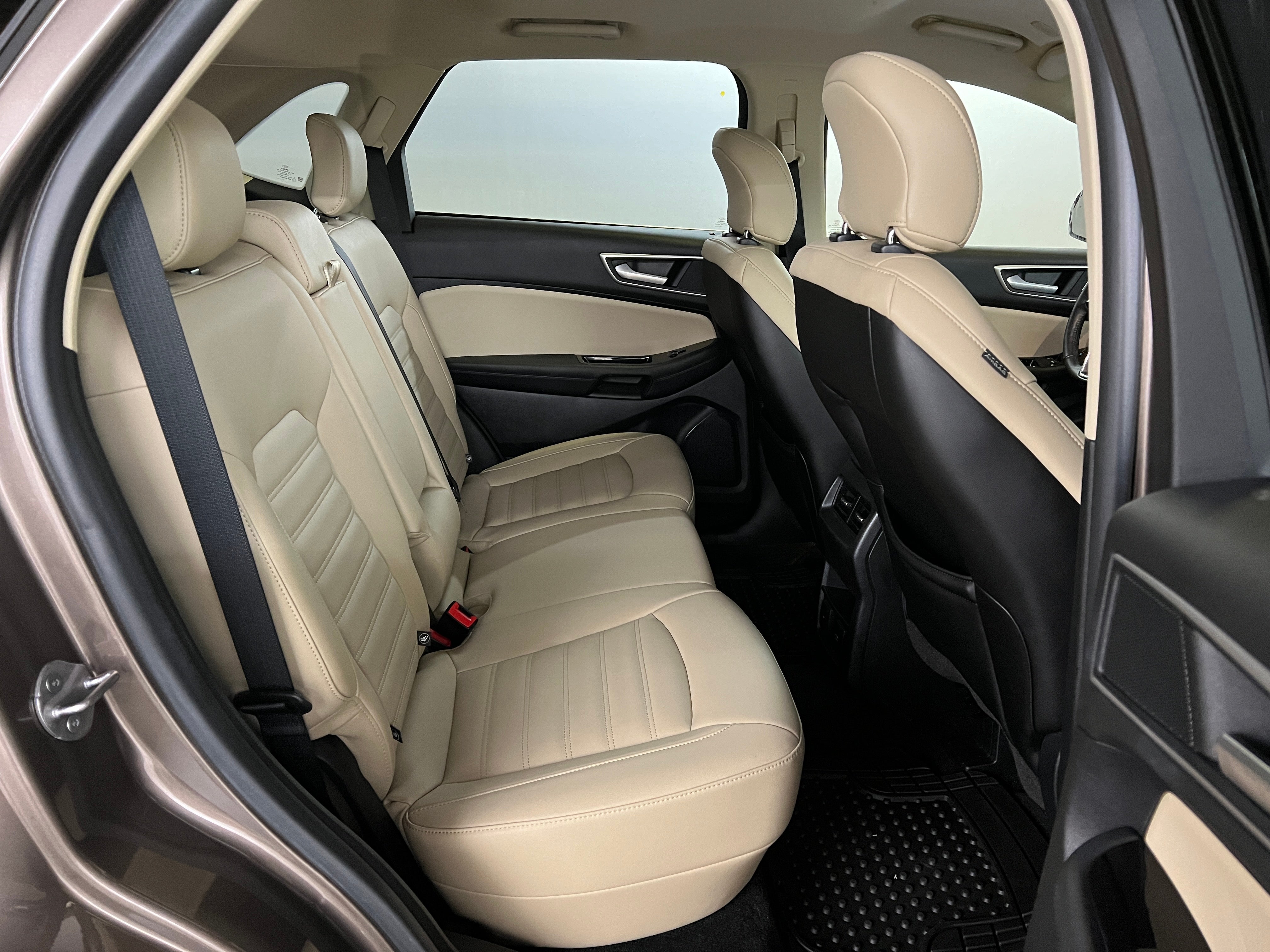2019 Ford Edge SEL 6