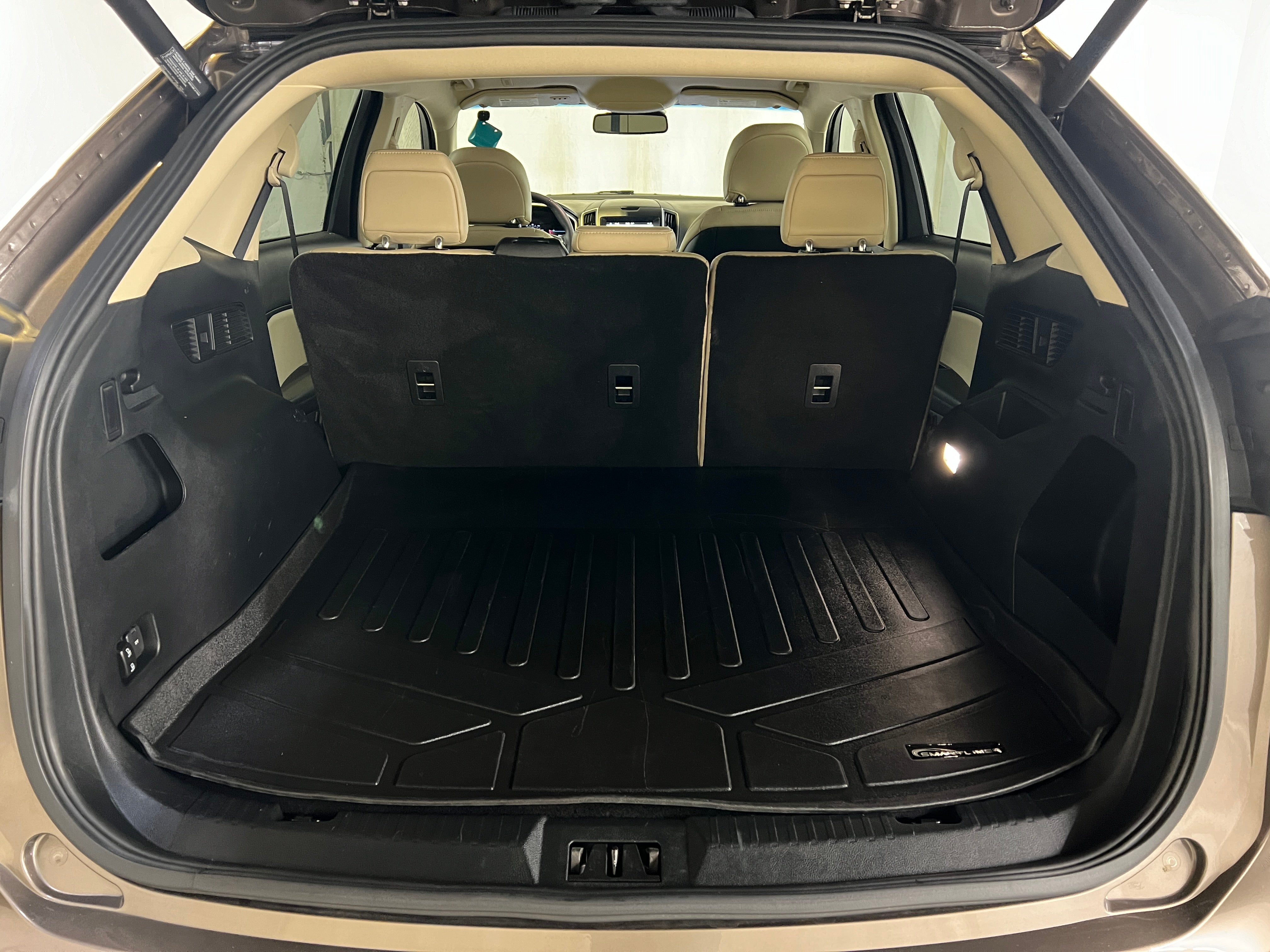 2019 Ford Edge SEL 7