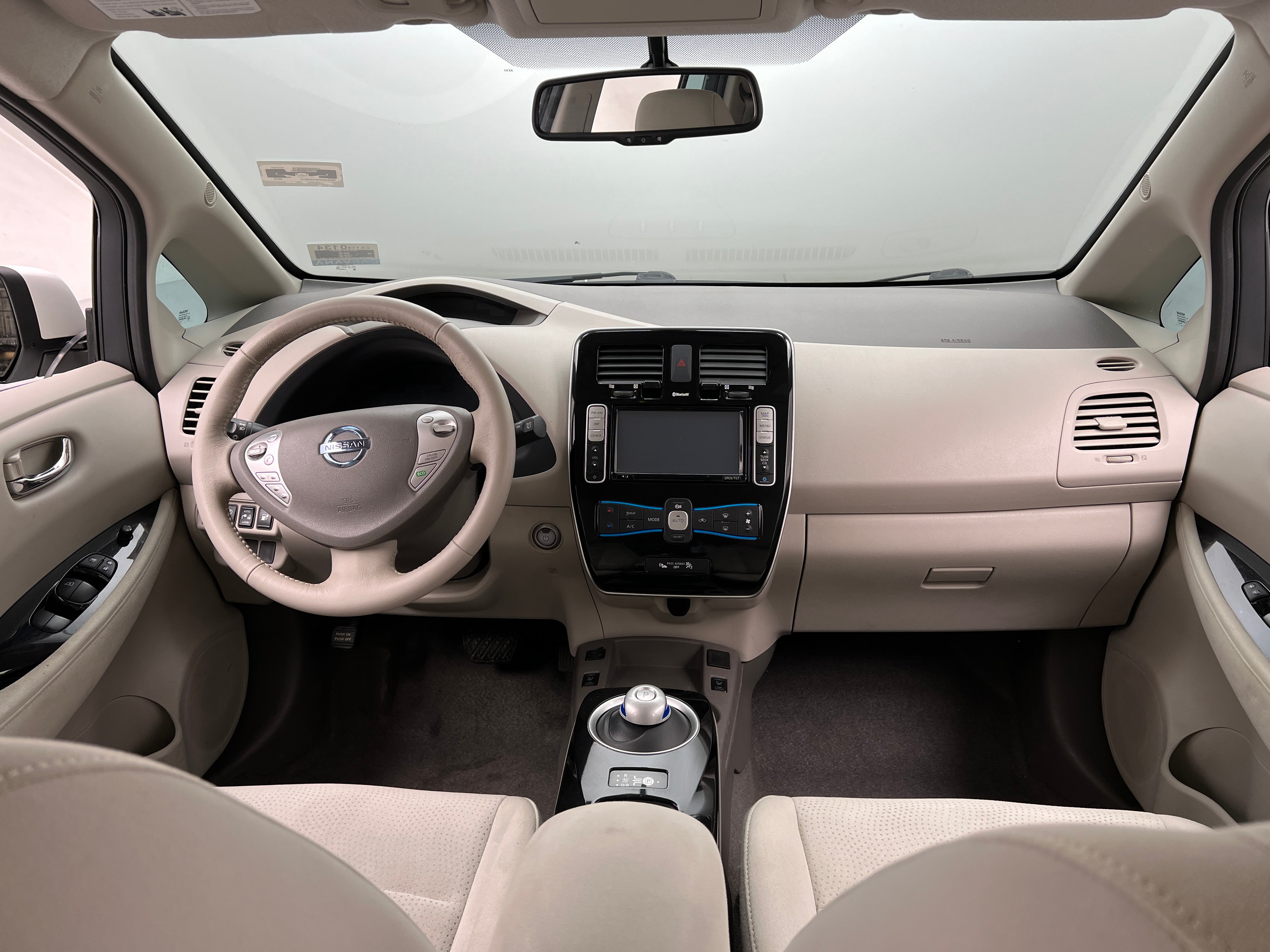 2015 Nissan Leaf SV 3