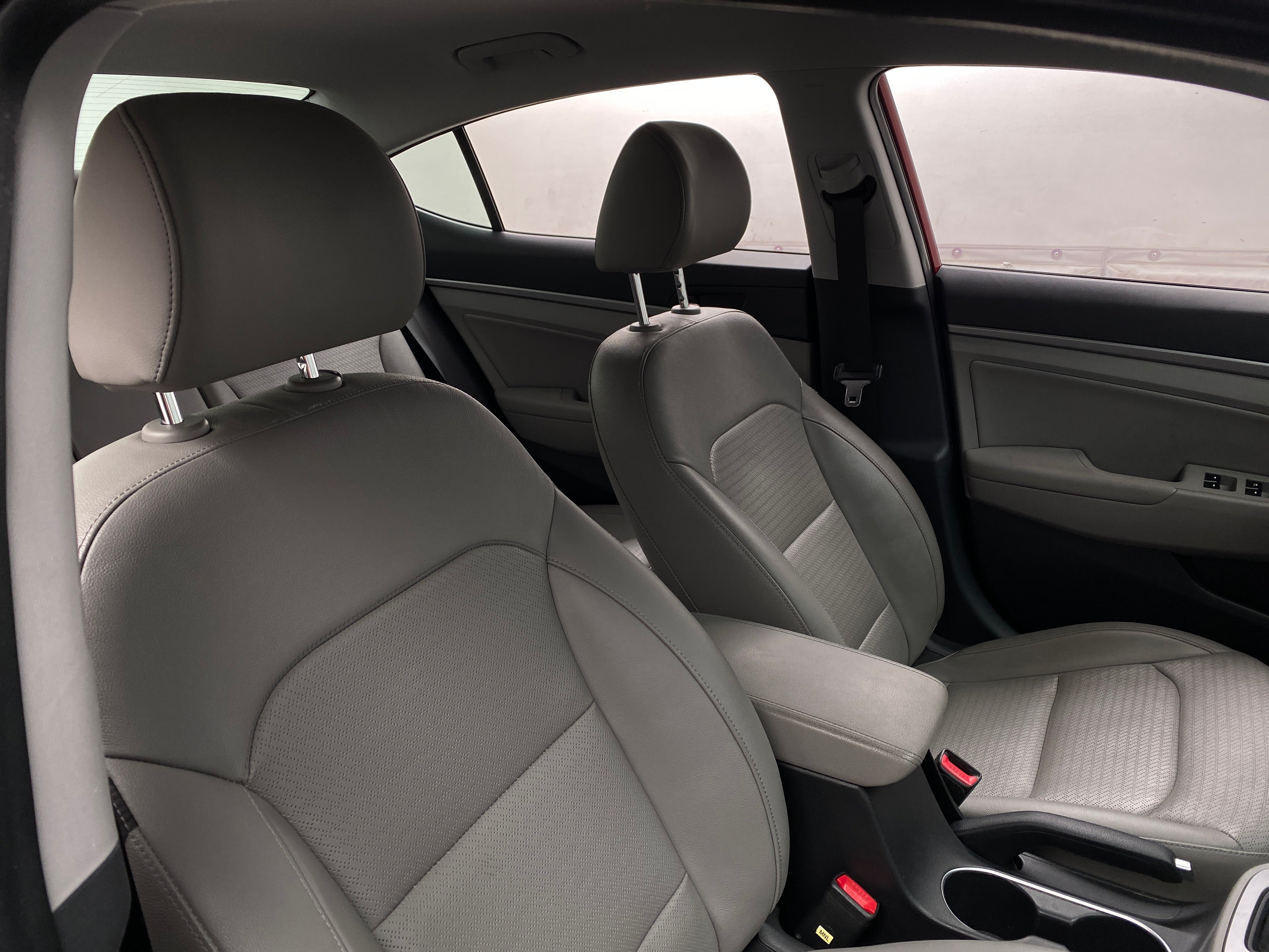 2017 Hyundai Elantra Limited Edition 2