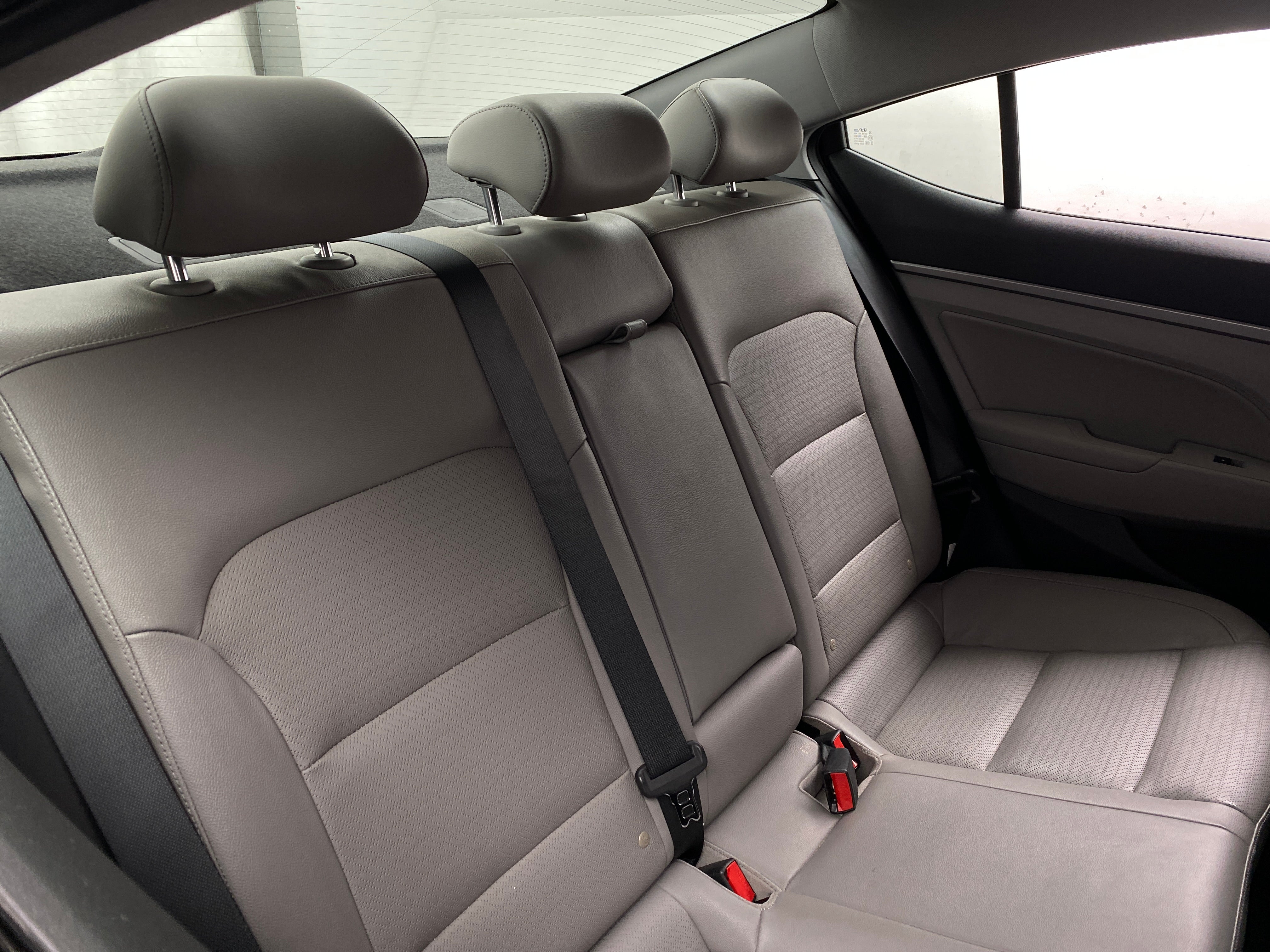 2017 Hyundai Elantra Limited Edition 6