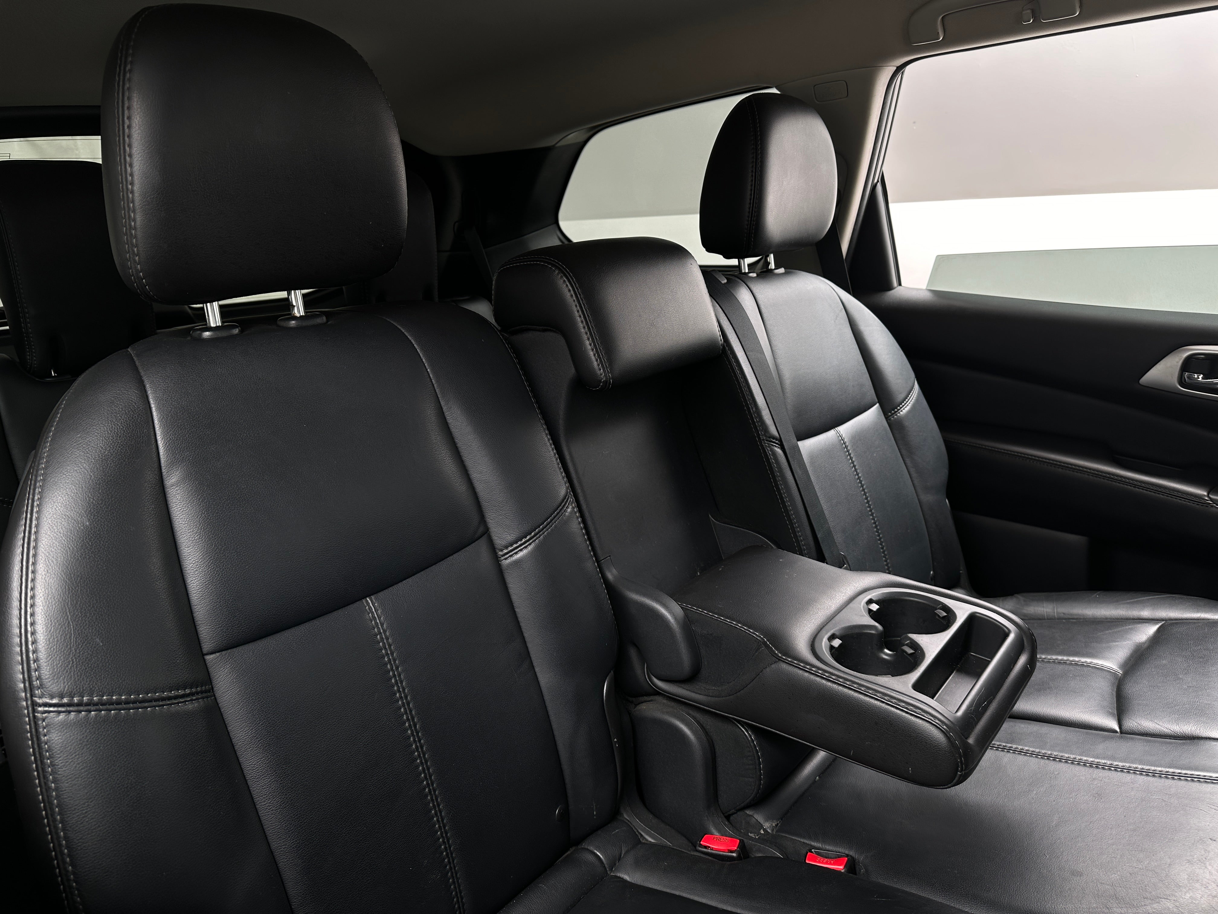 2014 Nissan Pathfinder SL 6