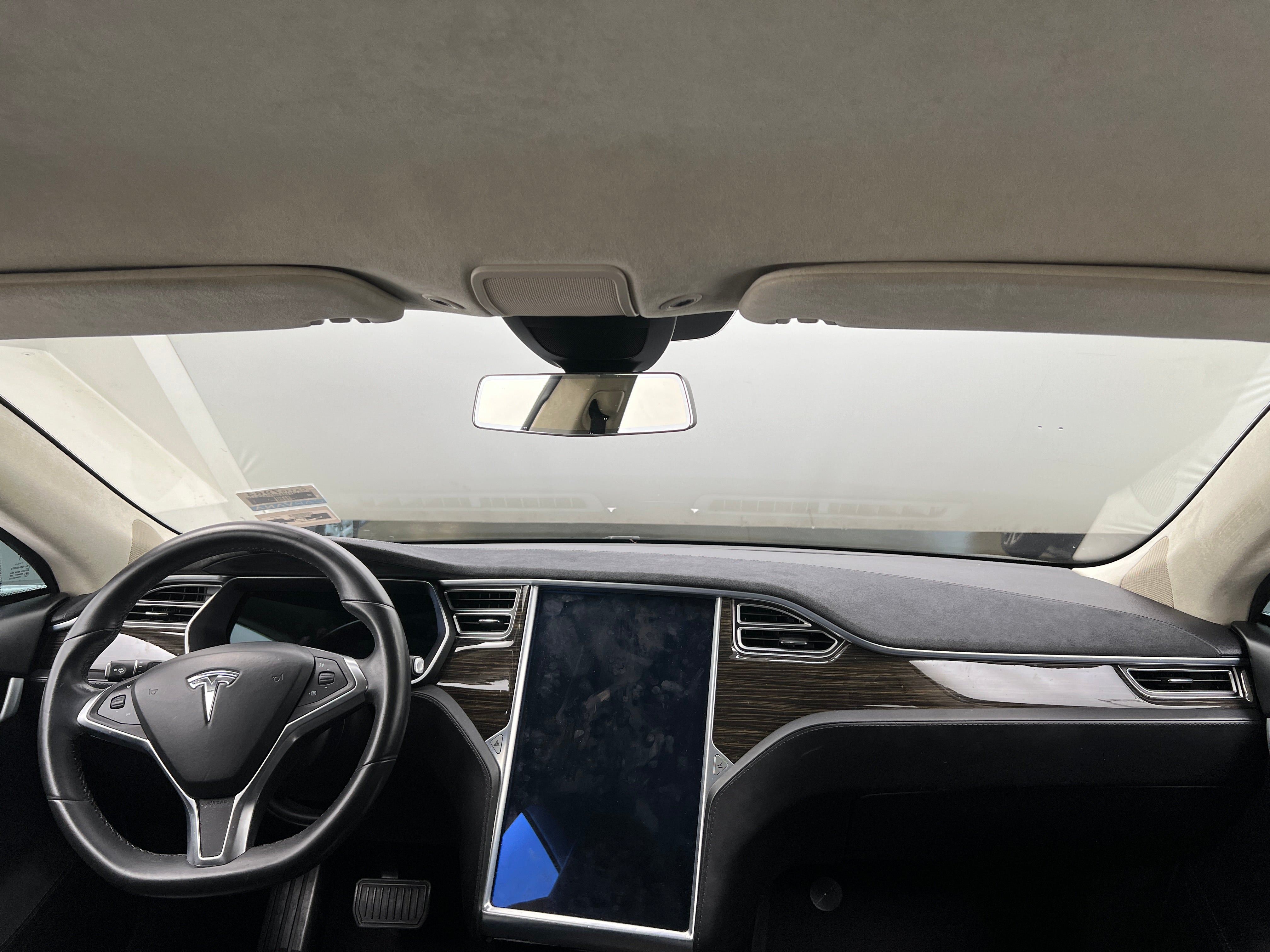 2015 Tesla Model S 70 3