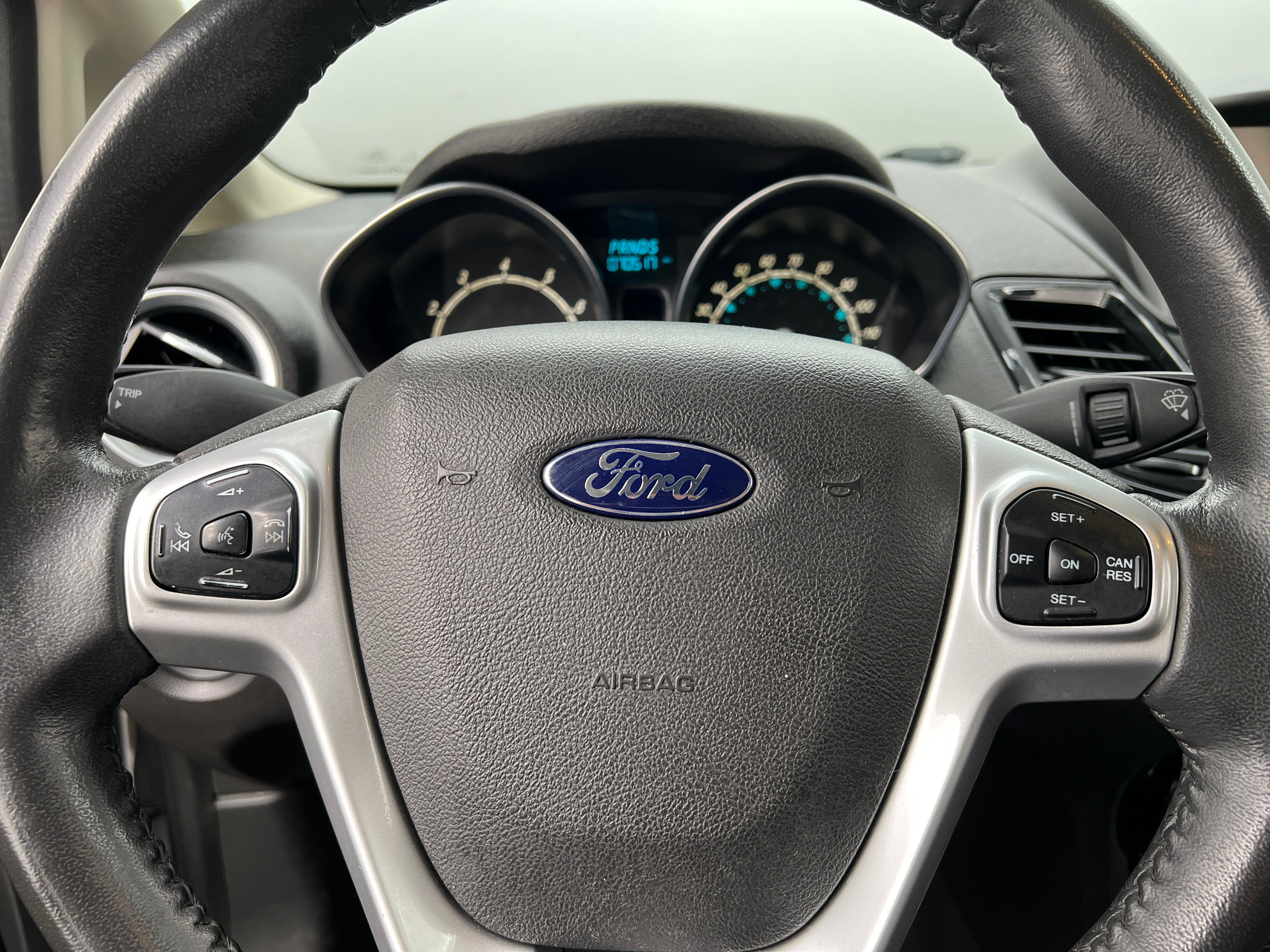 2014 Ford Fiesta SE 5