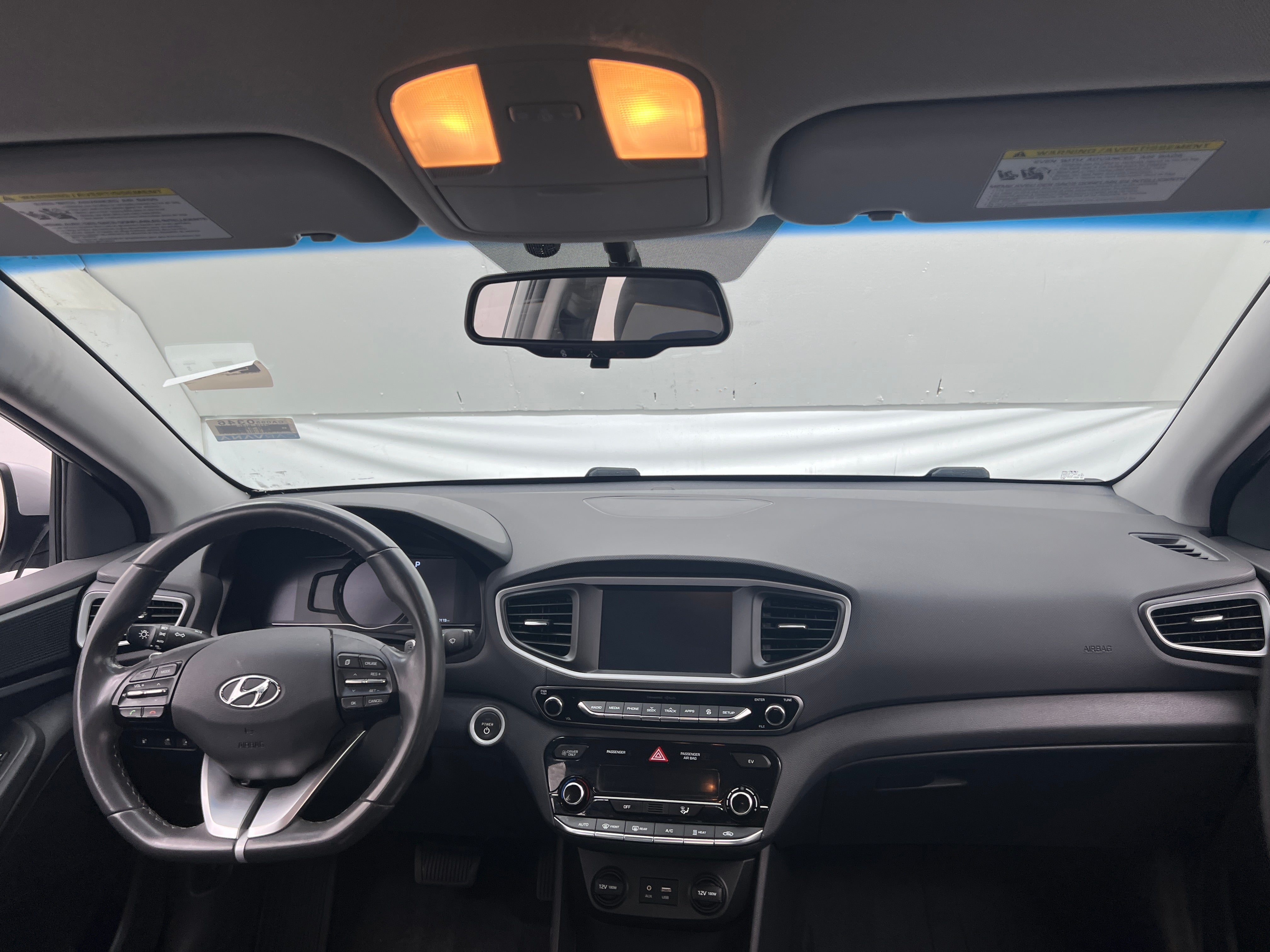 2019 Hyundai Ioniq SE 3