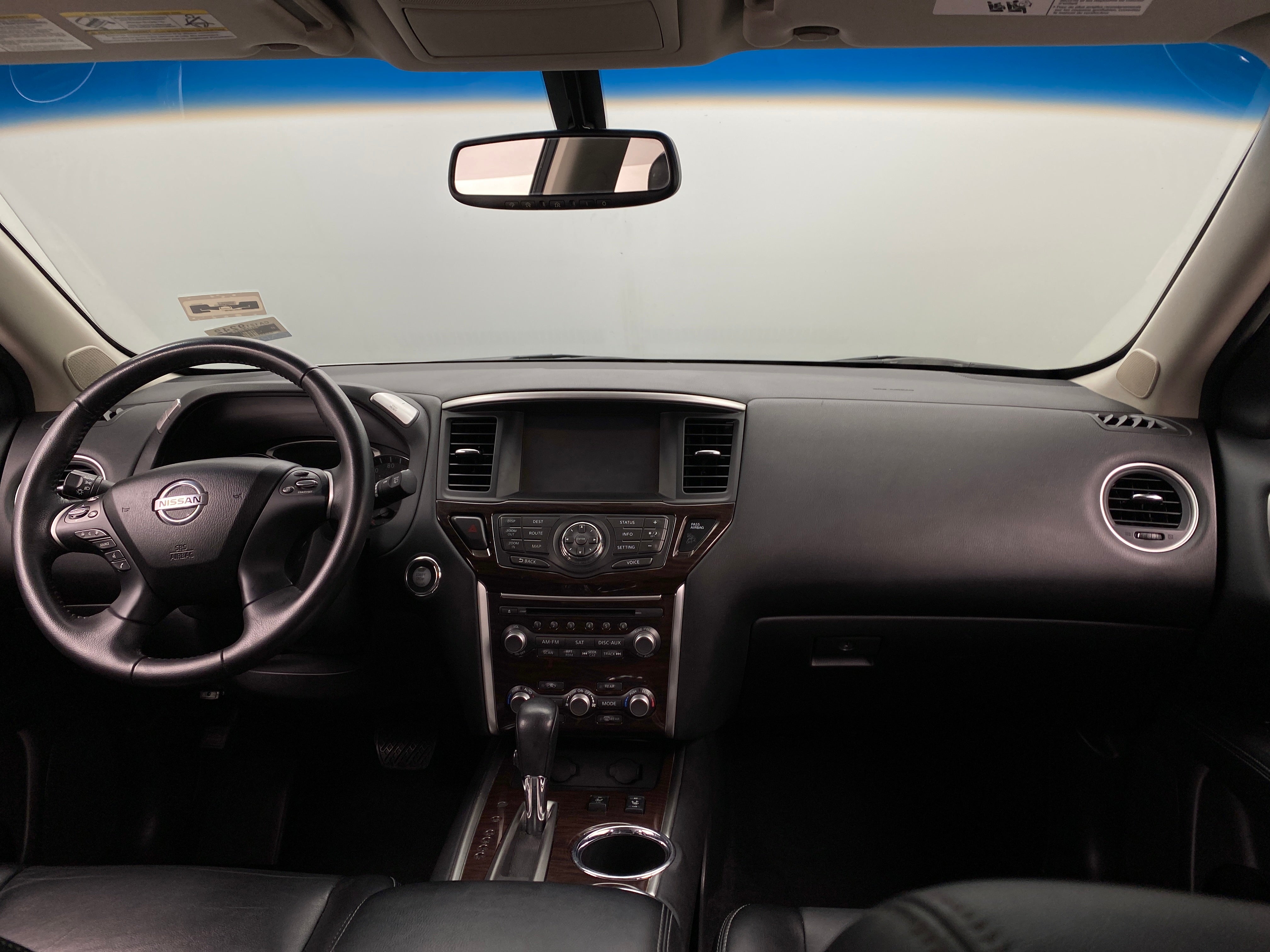 2014 Nissan Pathfinder SL 3