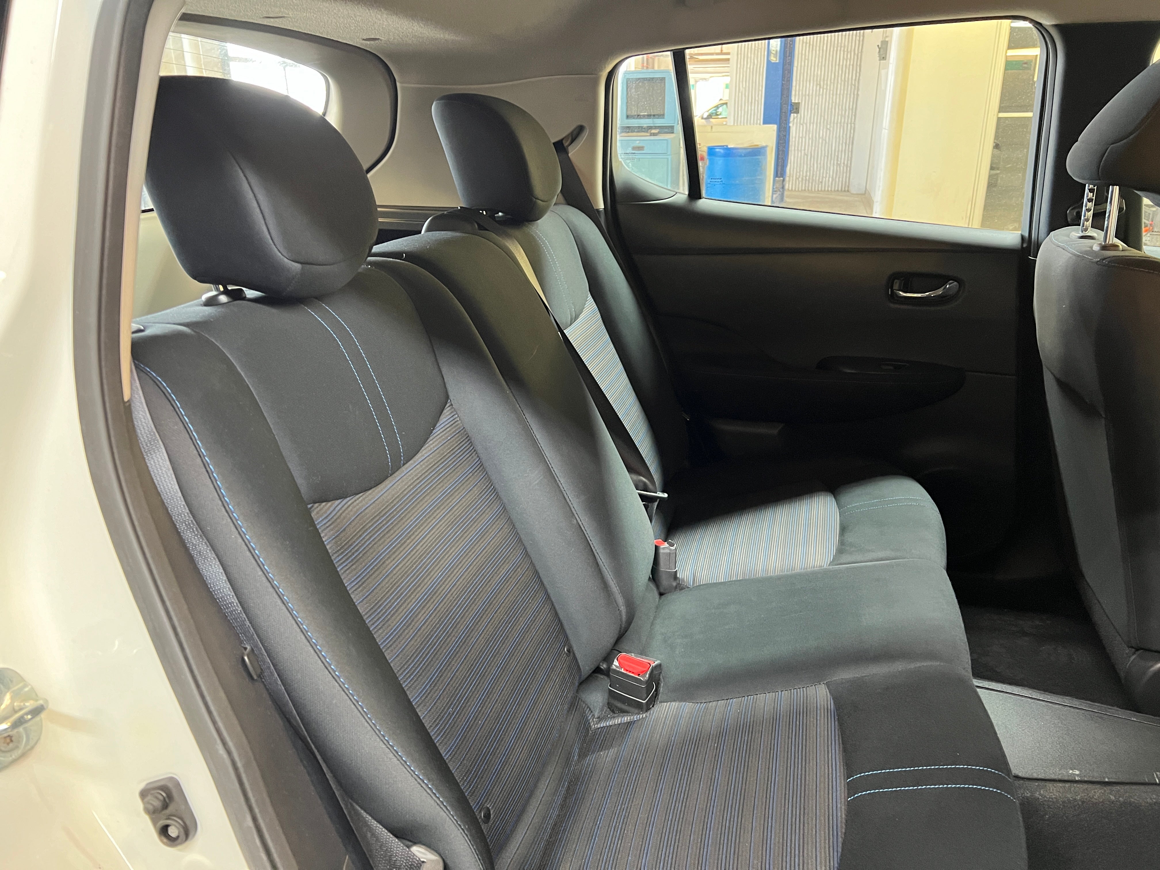 2019 Nissan Leaf S 6