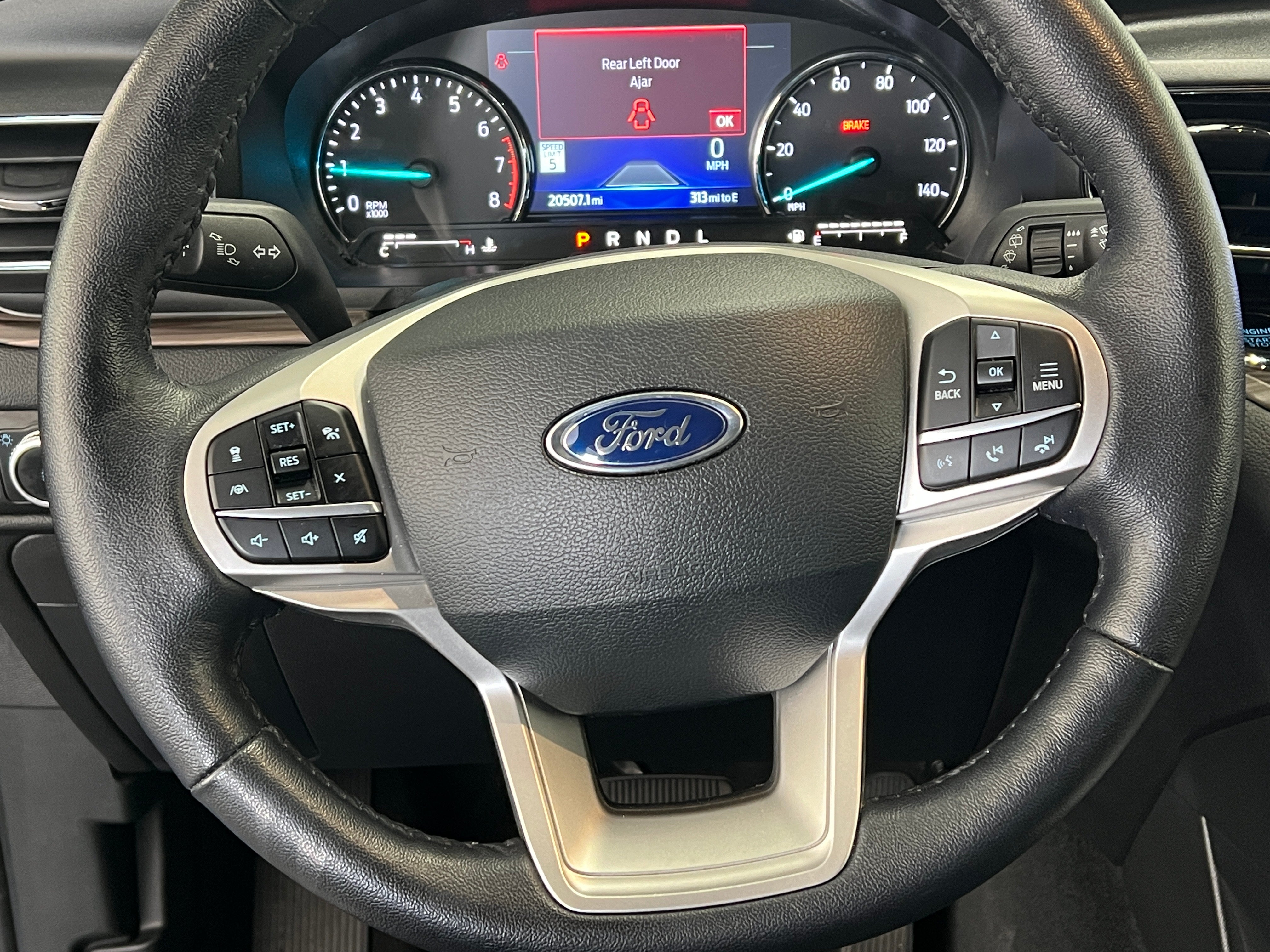 2023 Ford Explorer Limited 4