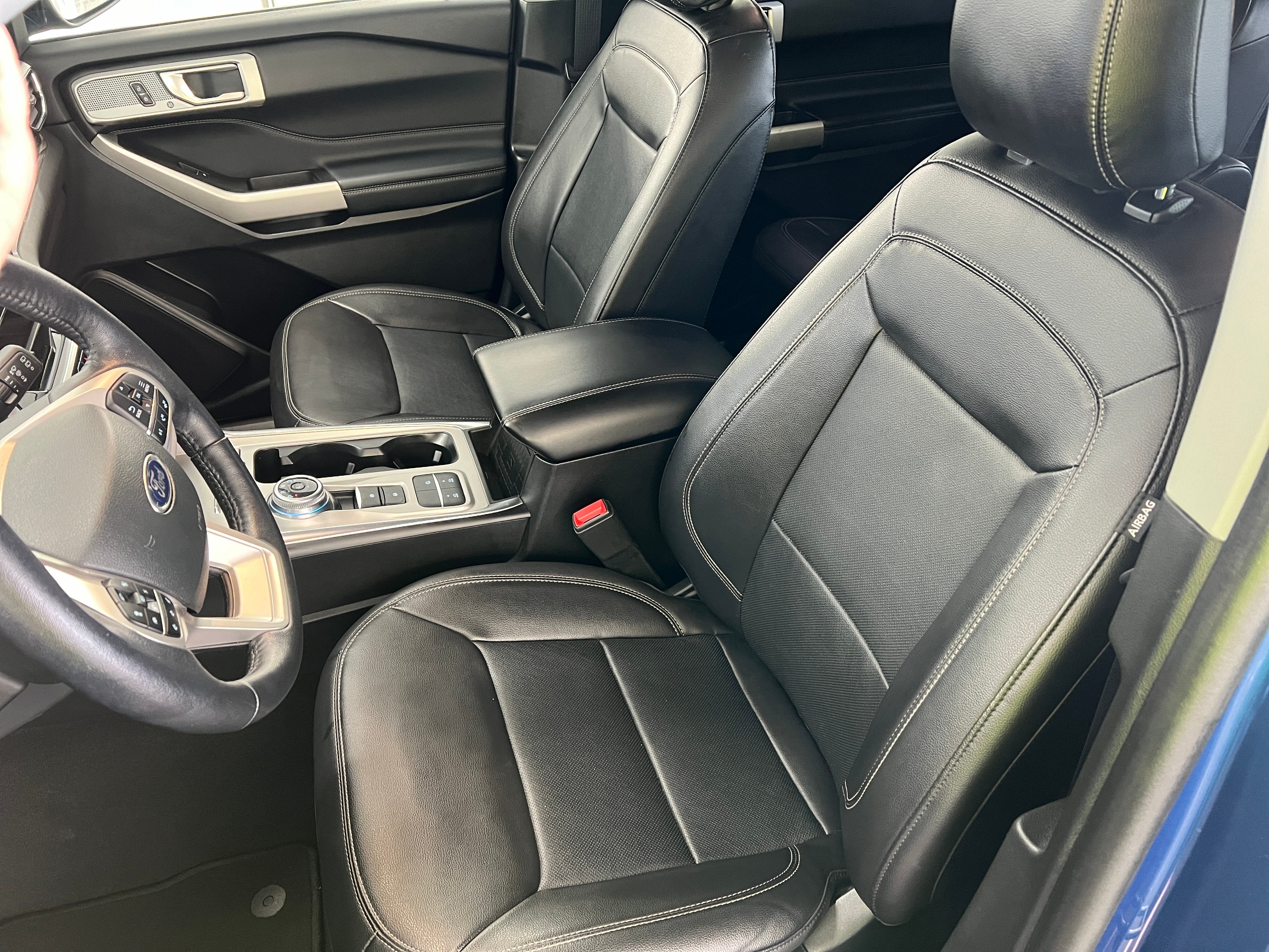 2023 Ford Explorer Limited 2