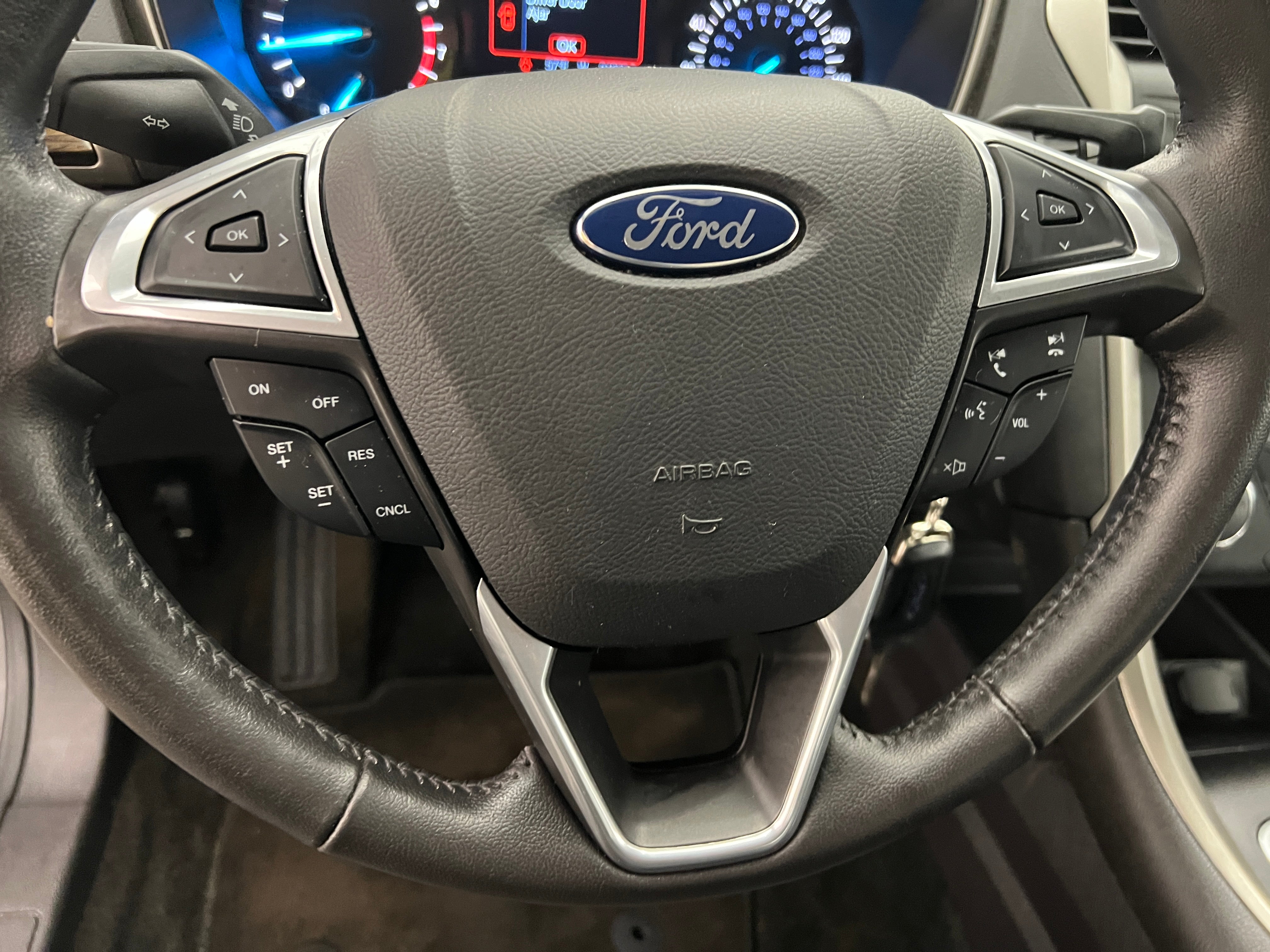 2015 Ford Fusion SE 5