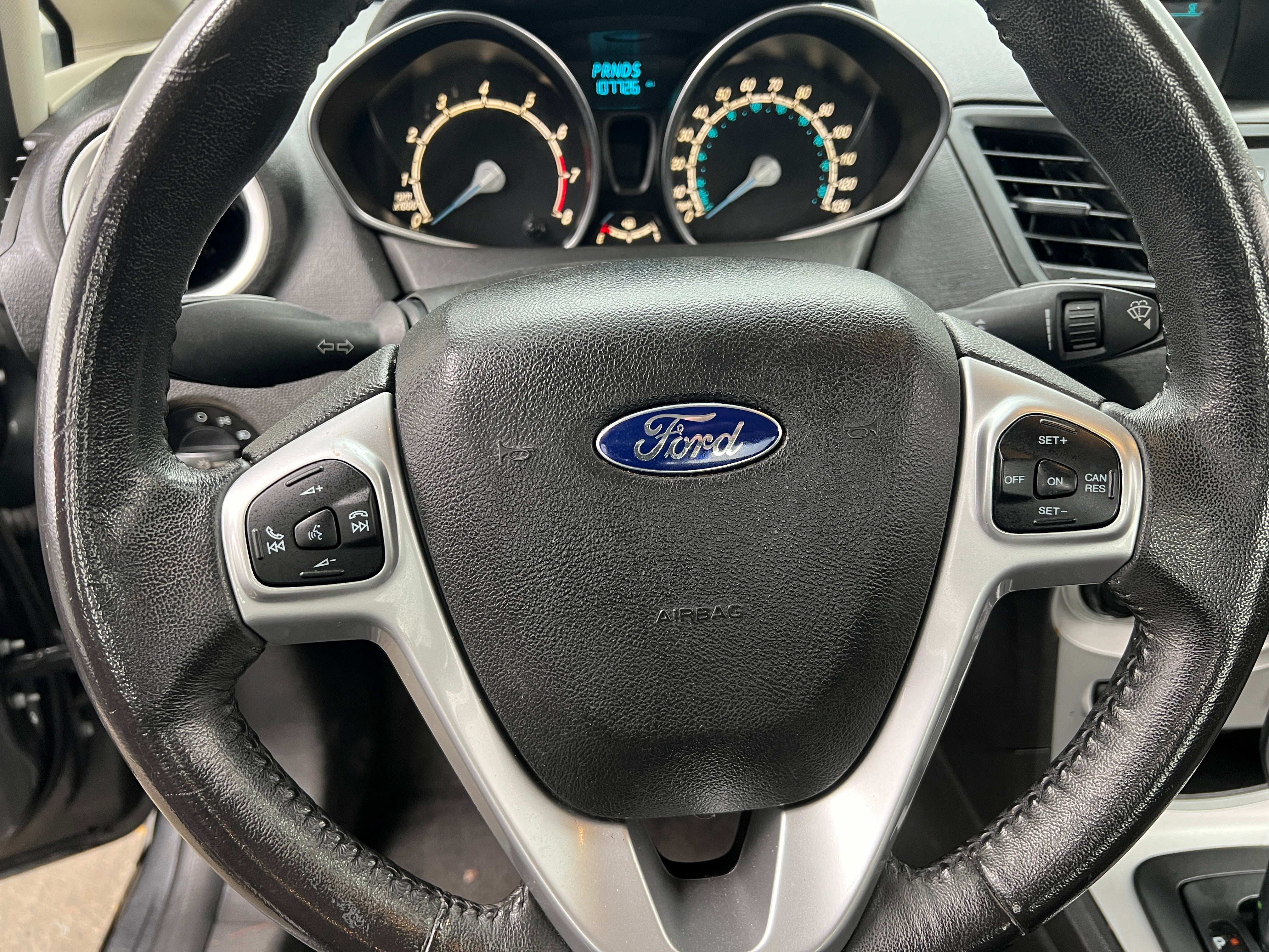2015 Ford Fiesta SE 5