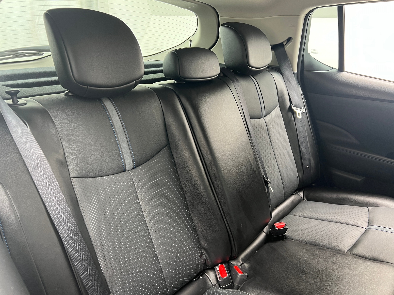 Thumbnail: 2021 Nissan Leaf - 6