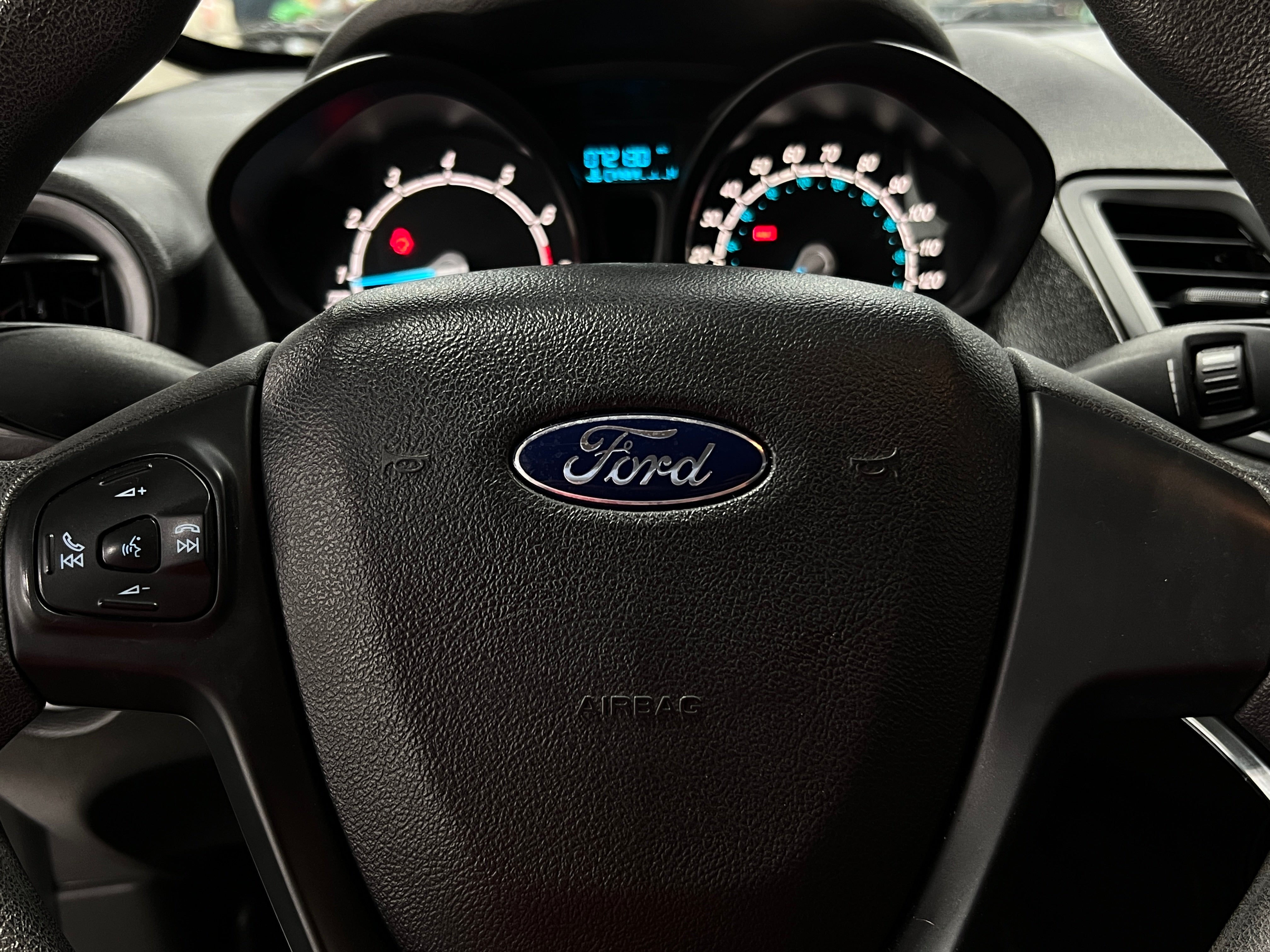 2017 Ford Fiesta S 5