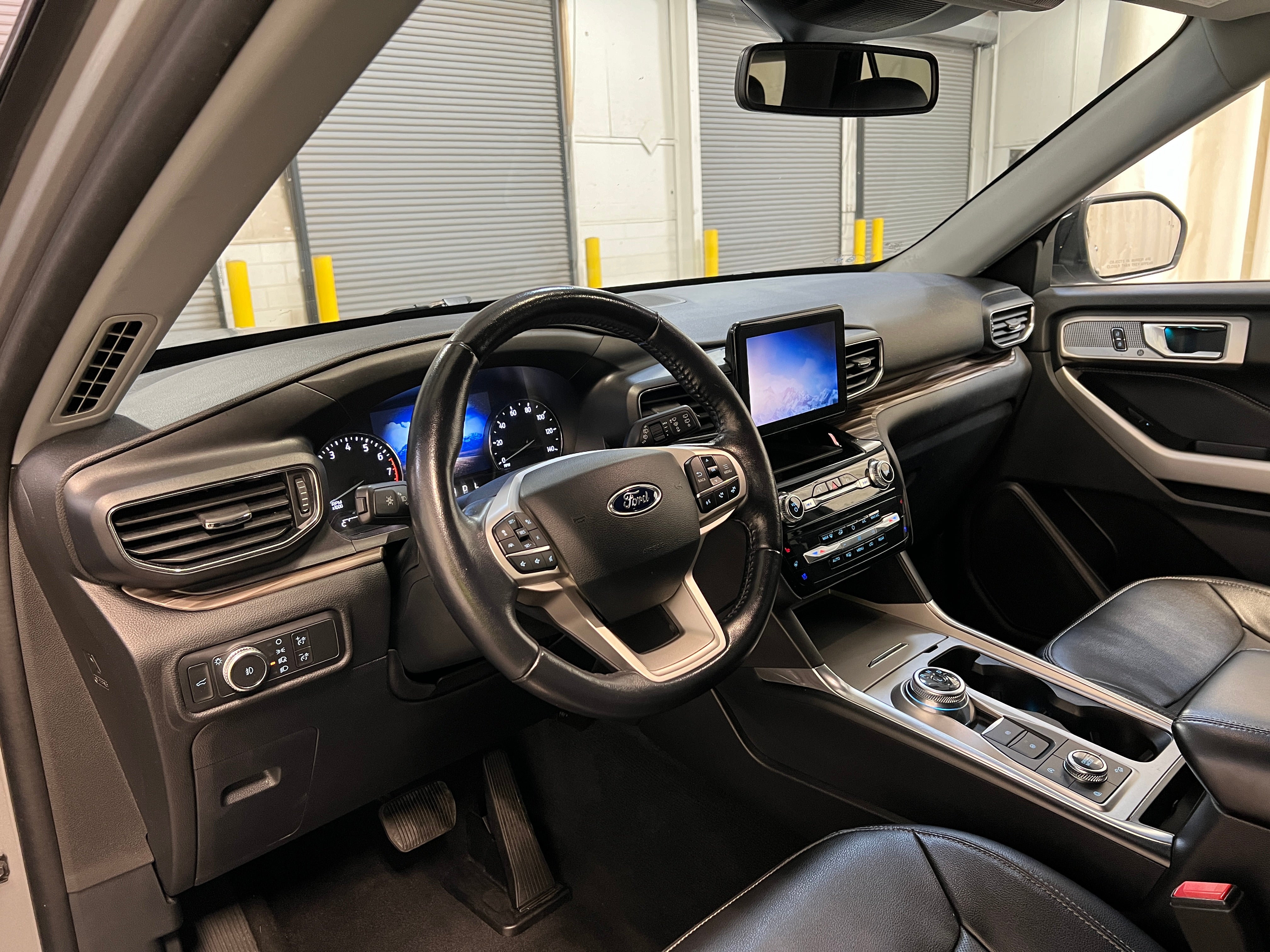 Thumbnail: 2021 Ford Explorer - 3