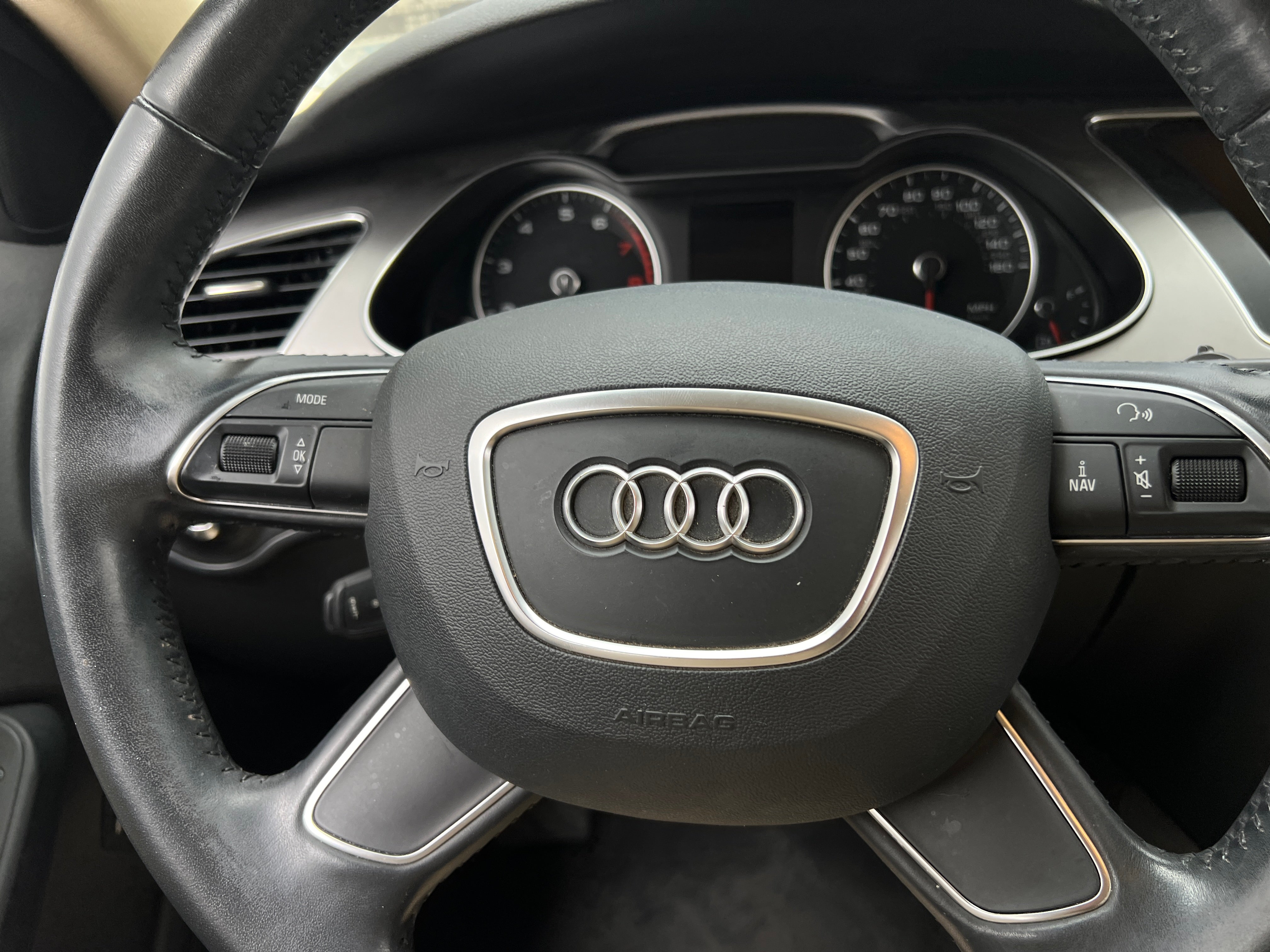 Thumbnail: 2015 Audi A4 - 5