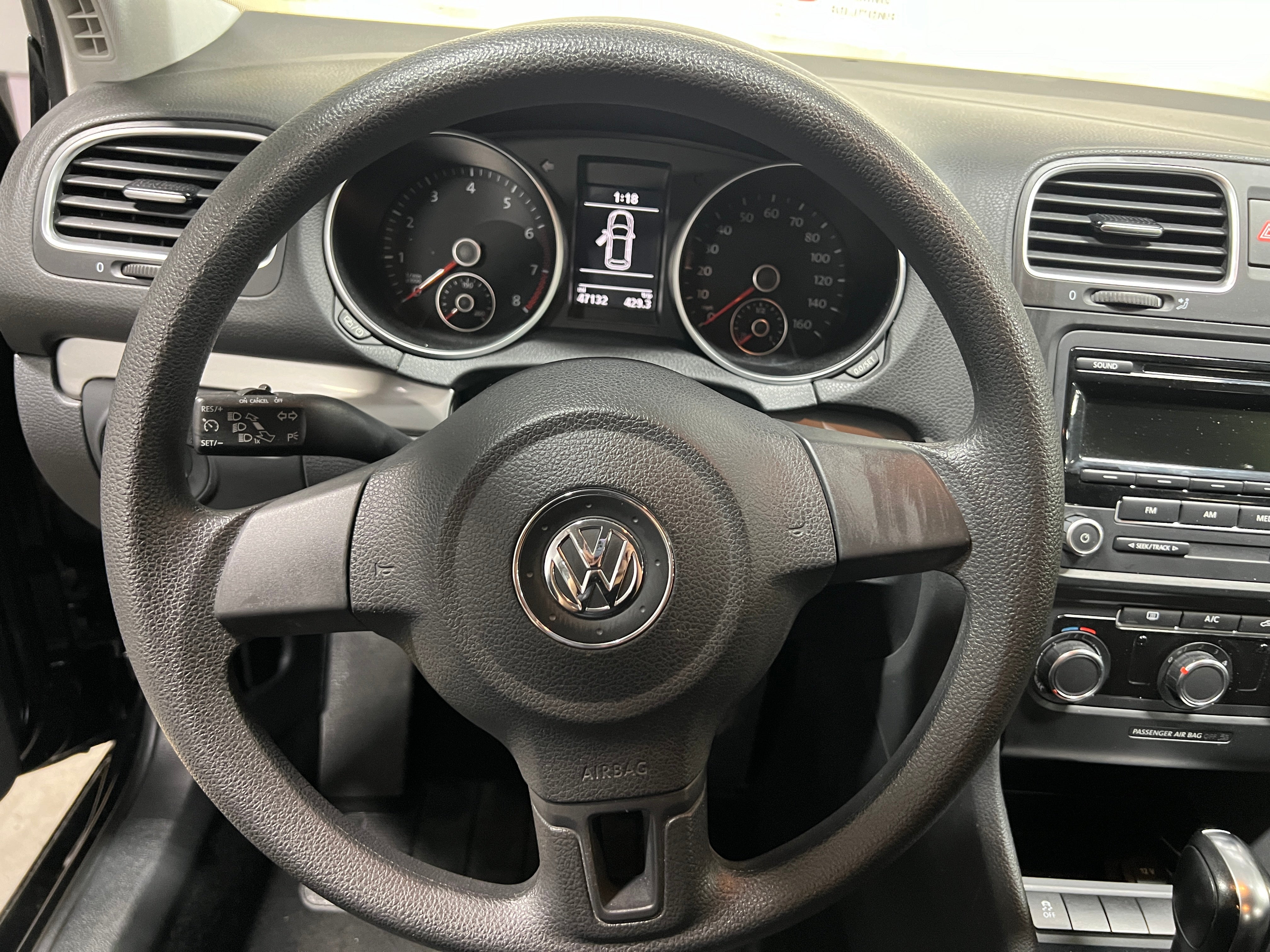 2013 Volkswagen Golf  5