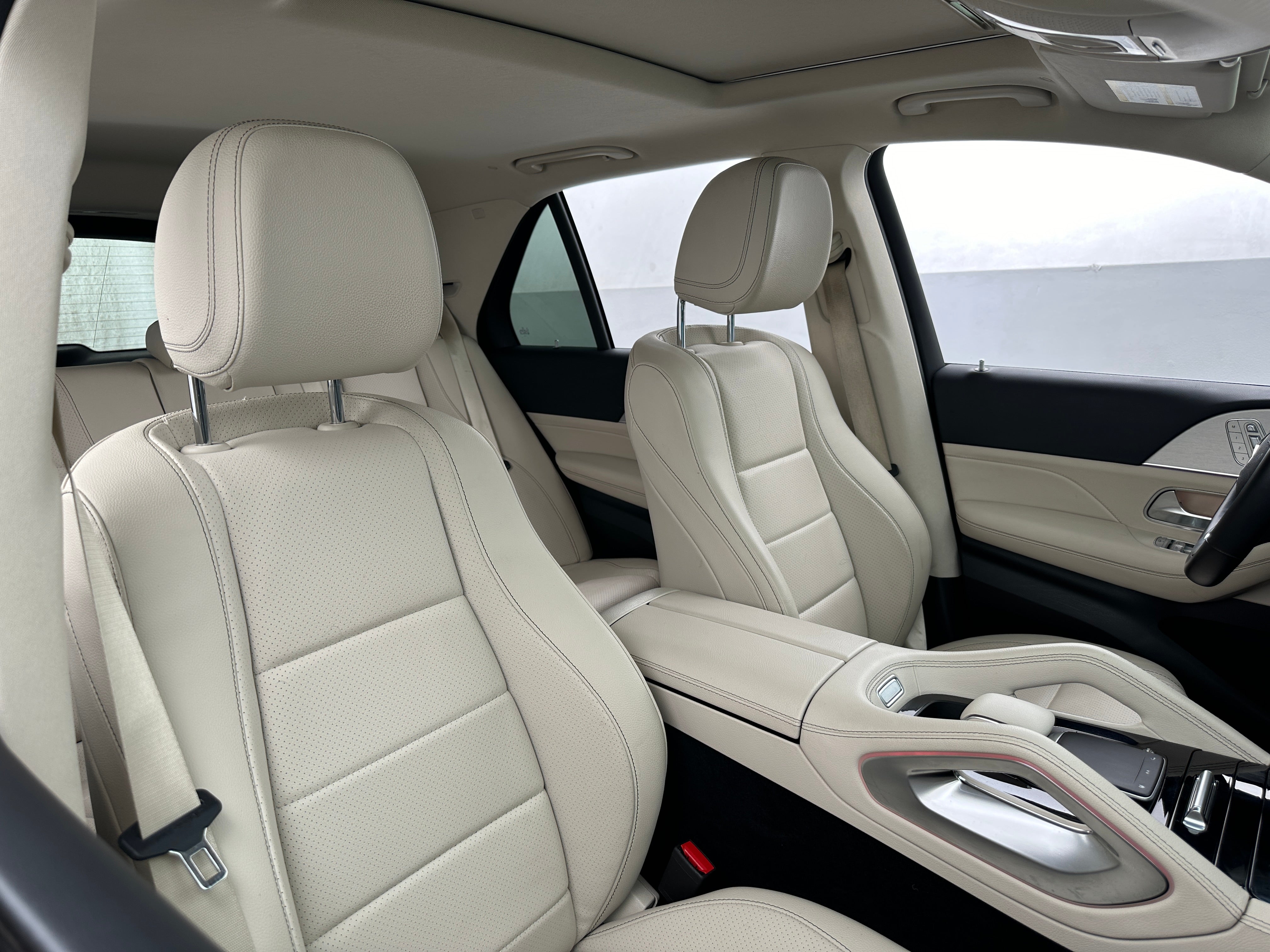 Thumbnail: 2021 Mercedes-Benz GLE - 2