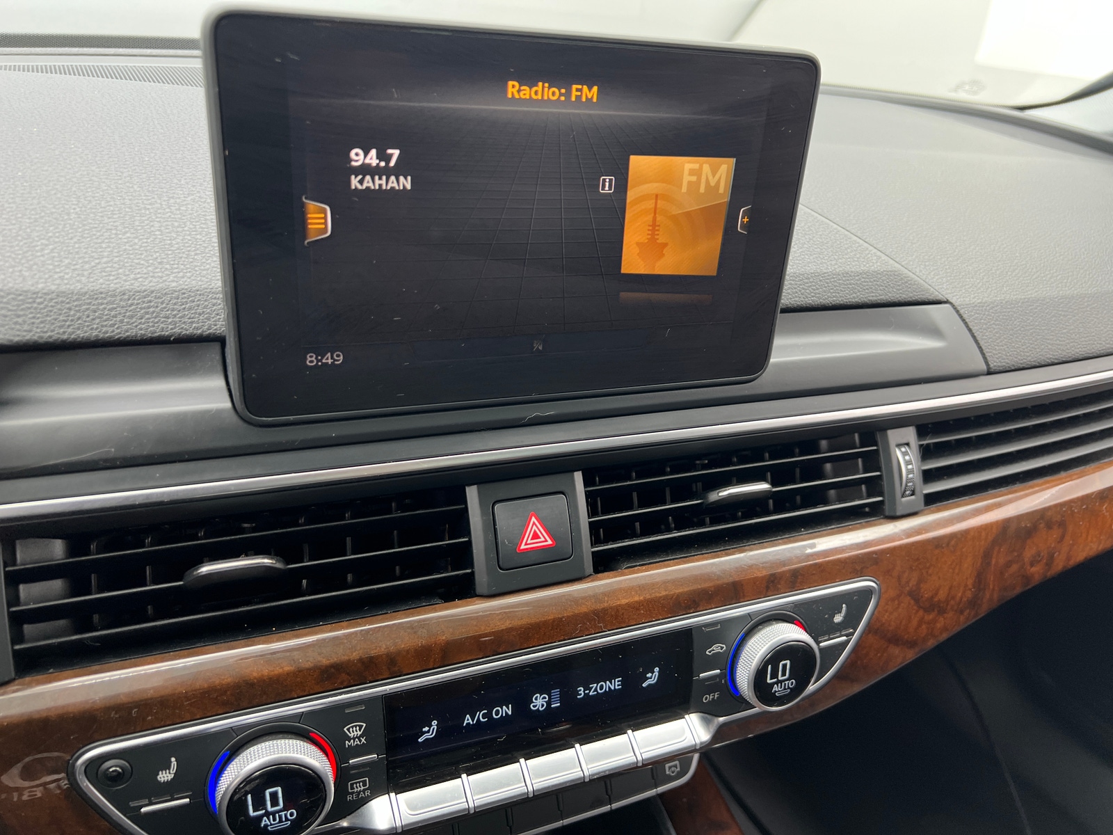 Thumbnail: 2019 Audi A4 - 4