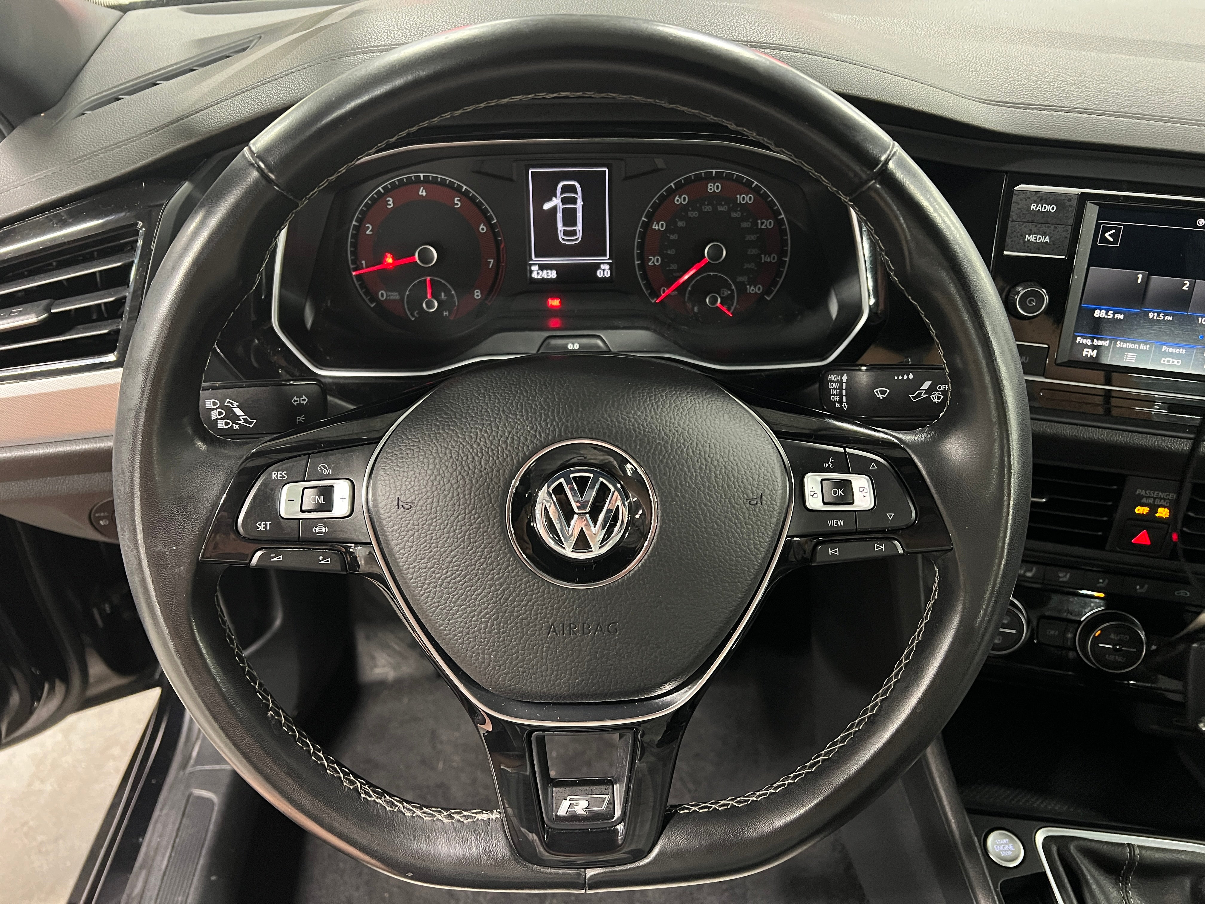 2020 Volkswagen Jetta R-Line 5