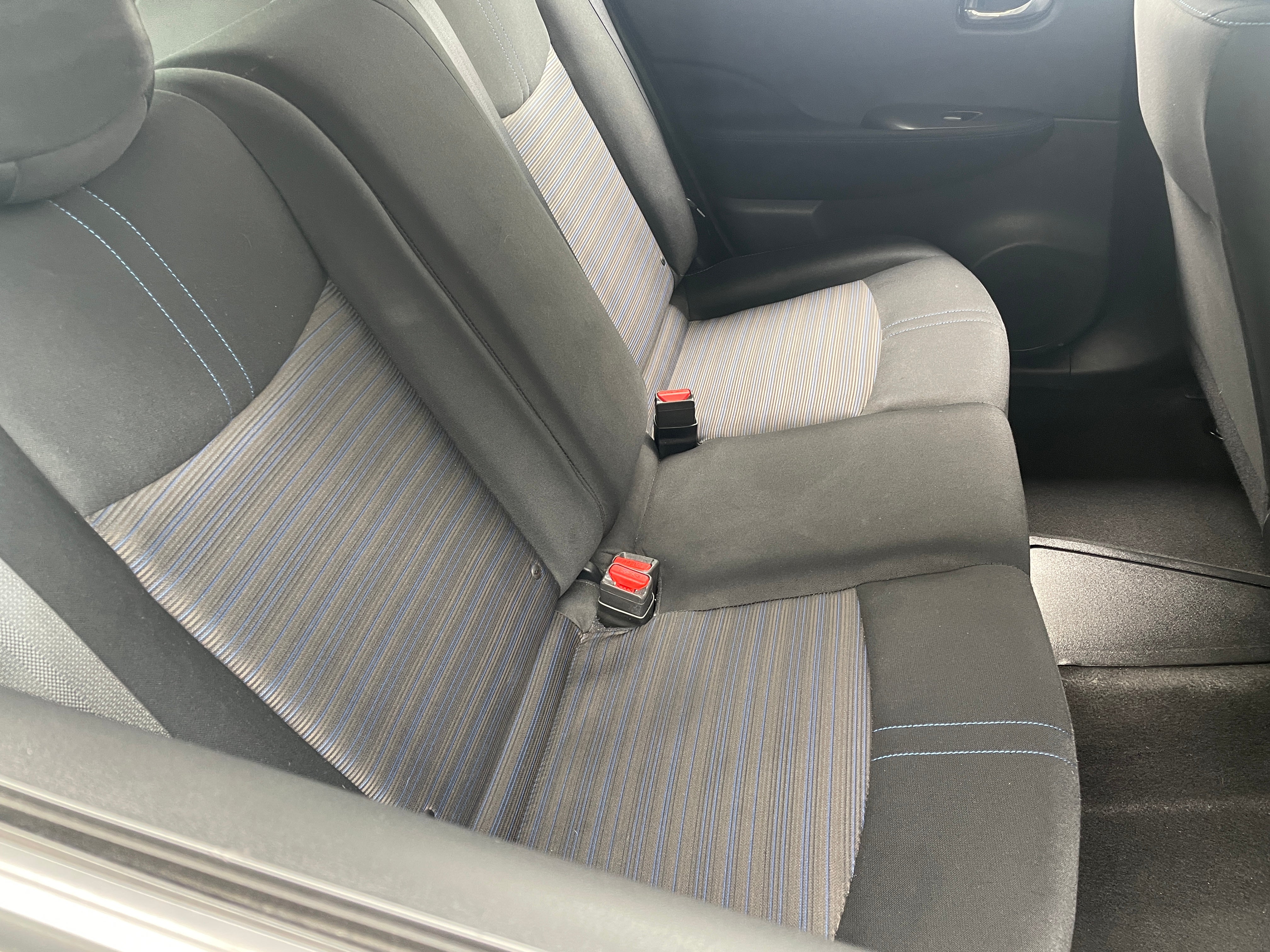 2019 Nissan Leaf S 6