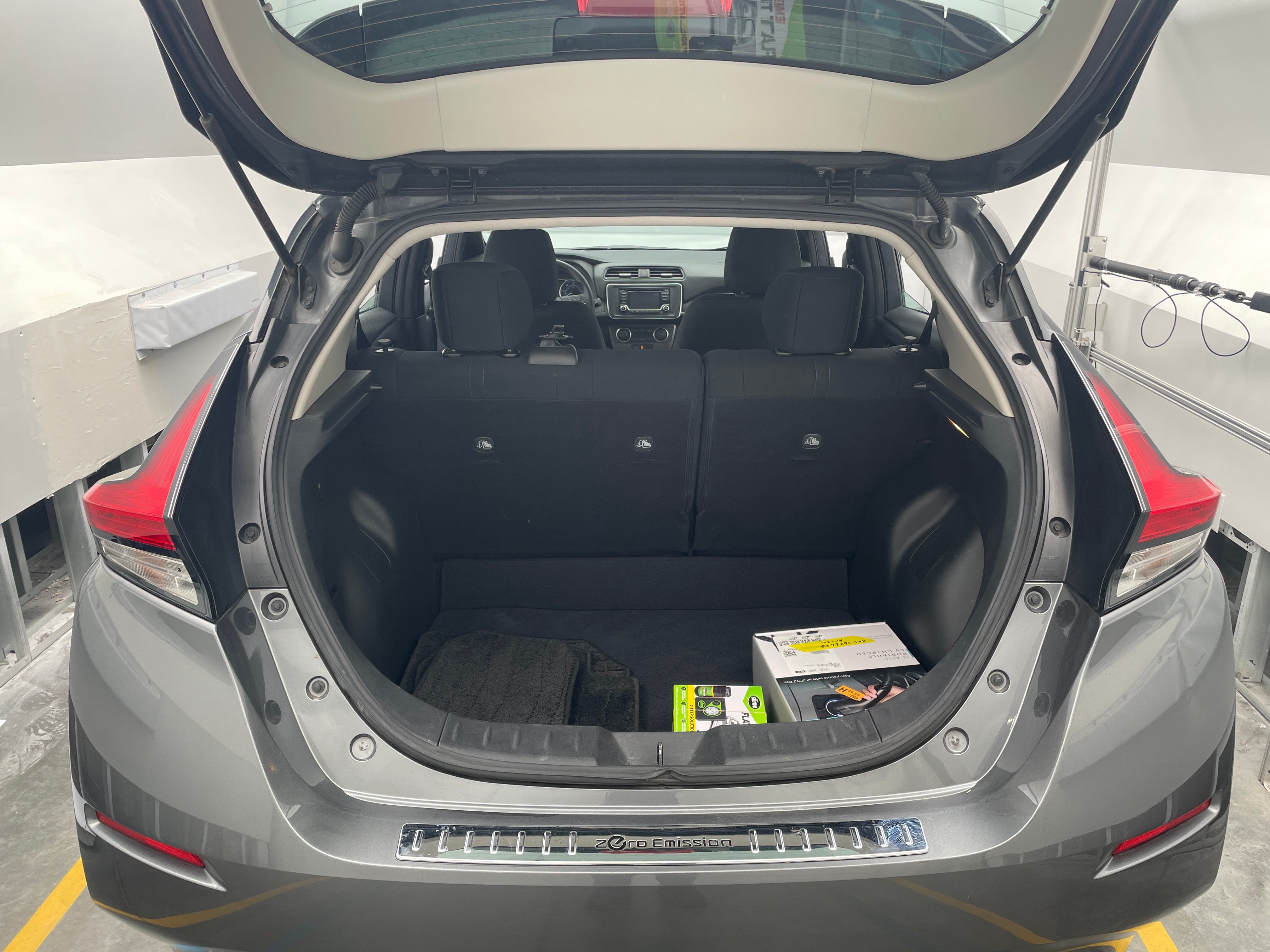 2019 Nissan Leaf S 7