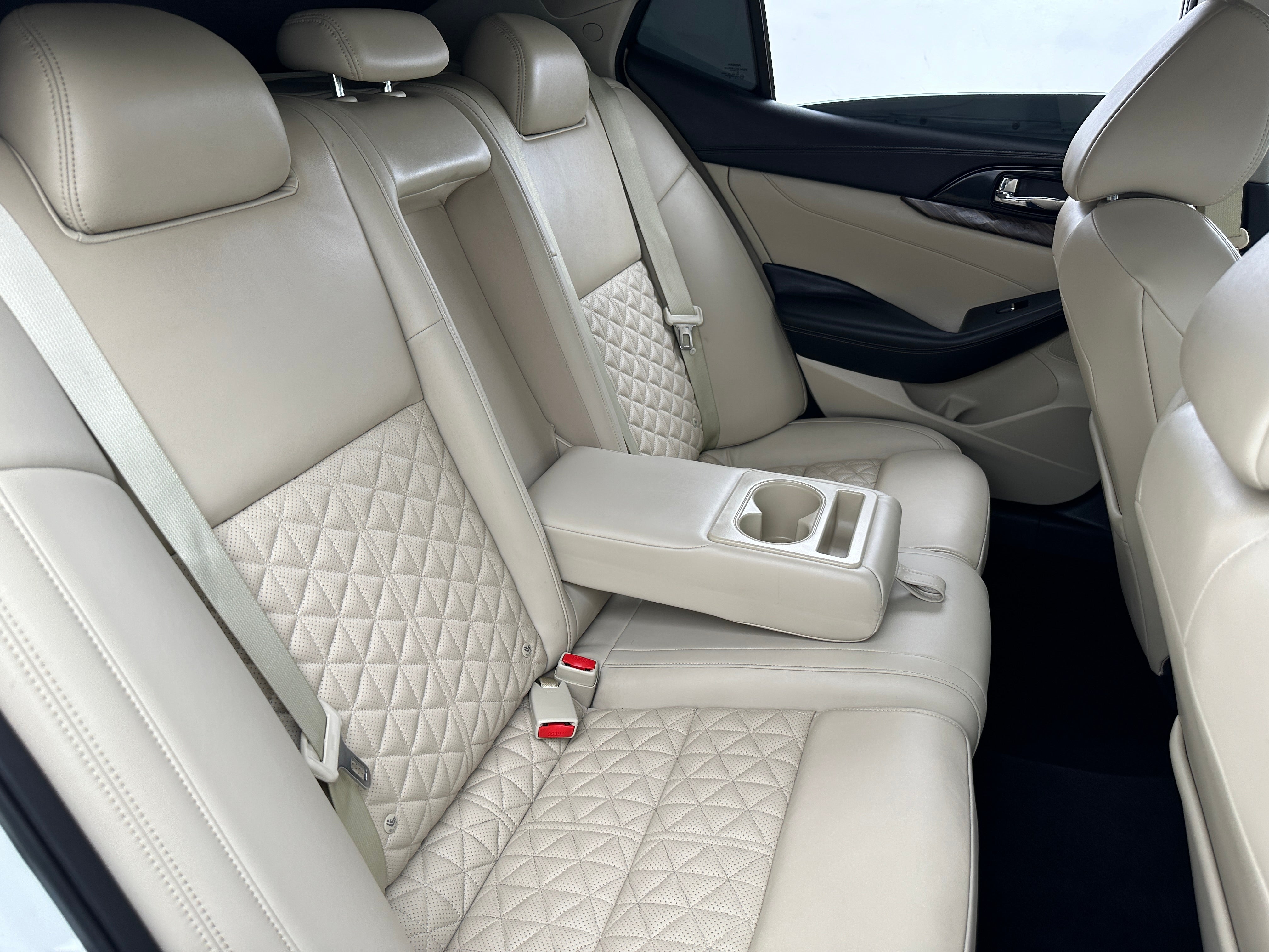 Thumbnail: 2016 Nissan Maxima - 6