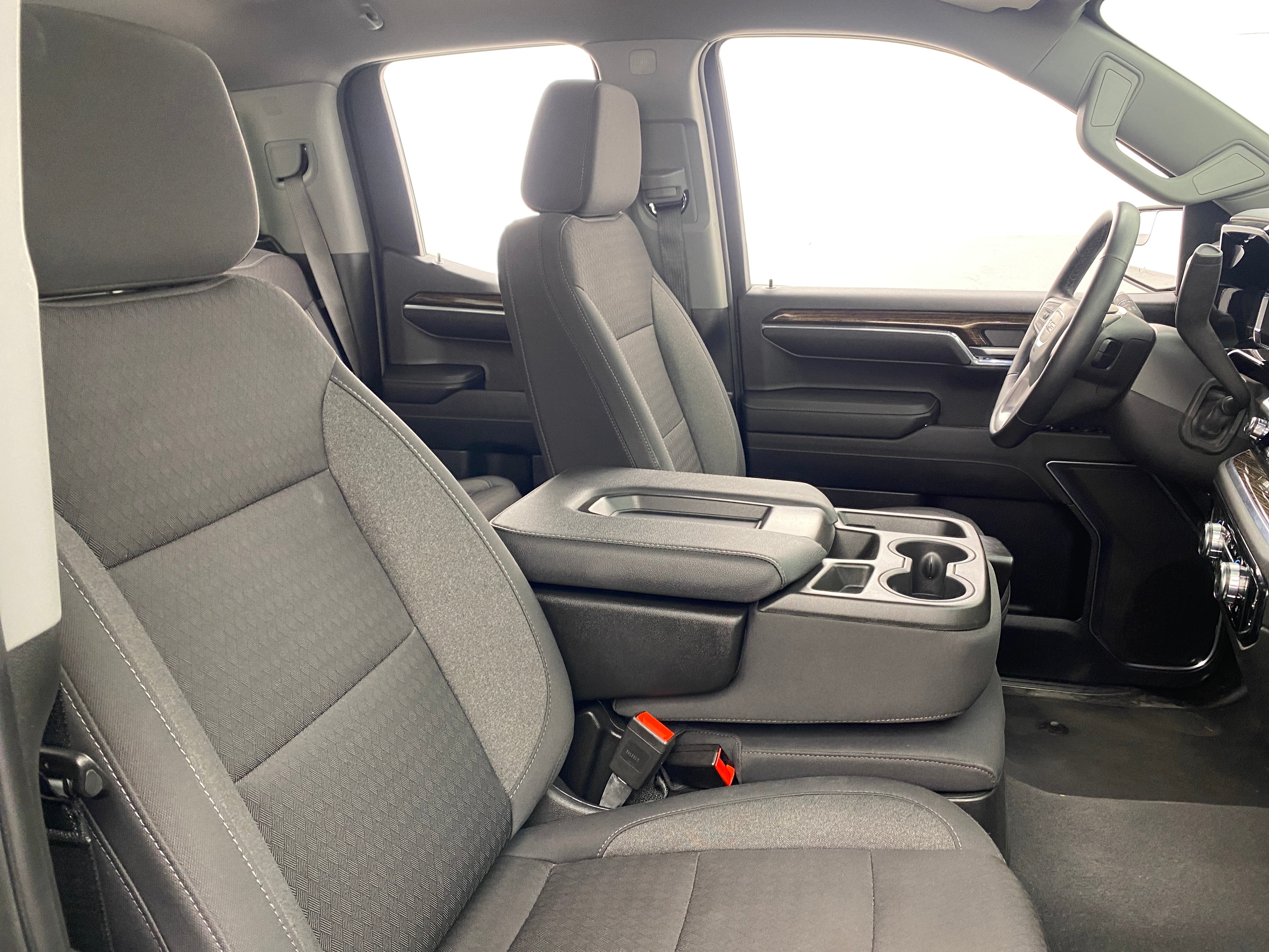 Thumbnail: 2023 GMC Sierra 1500 - 2