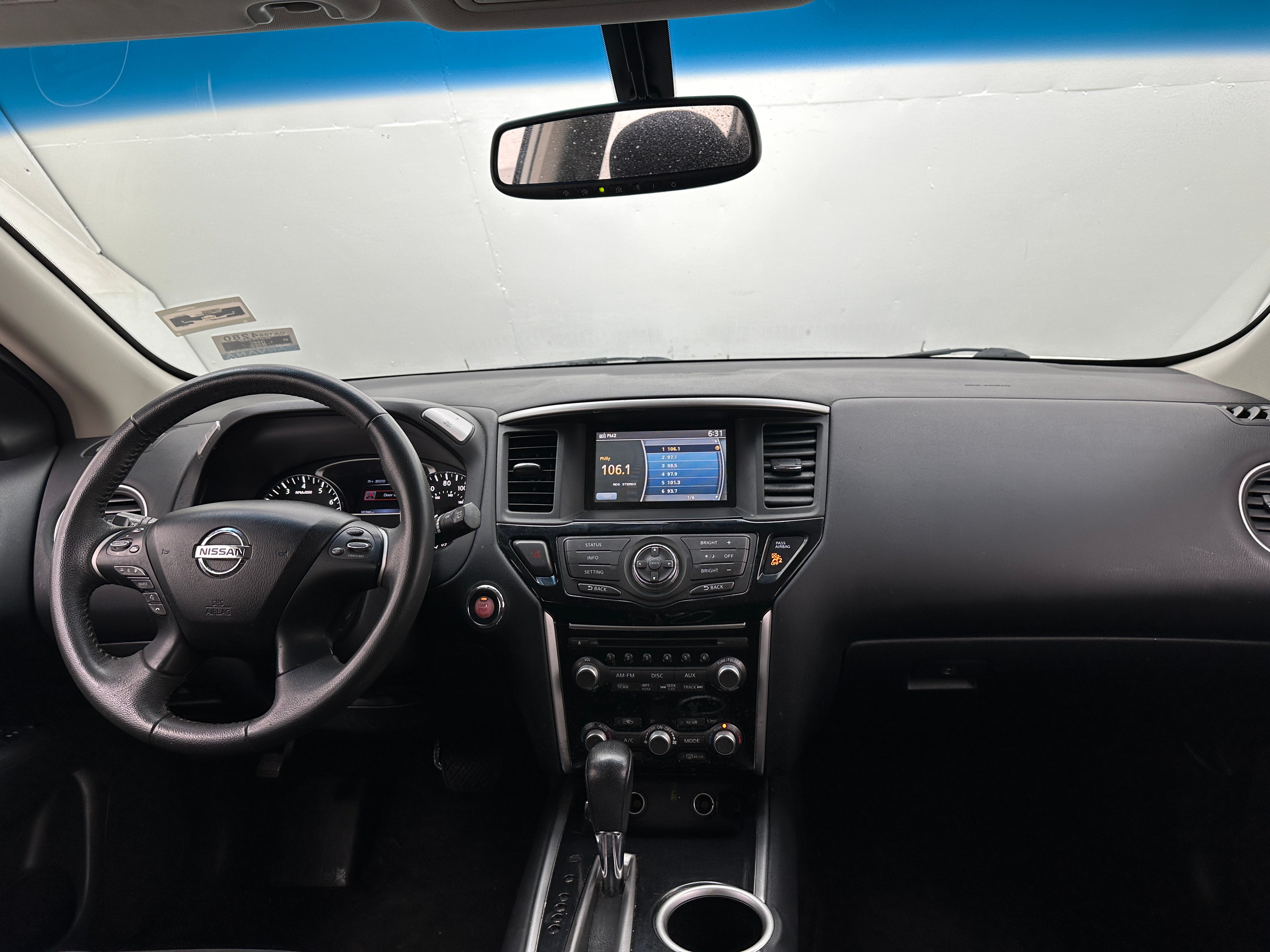 2016 Nissan Pathfinder SV 3