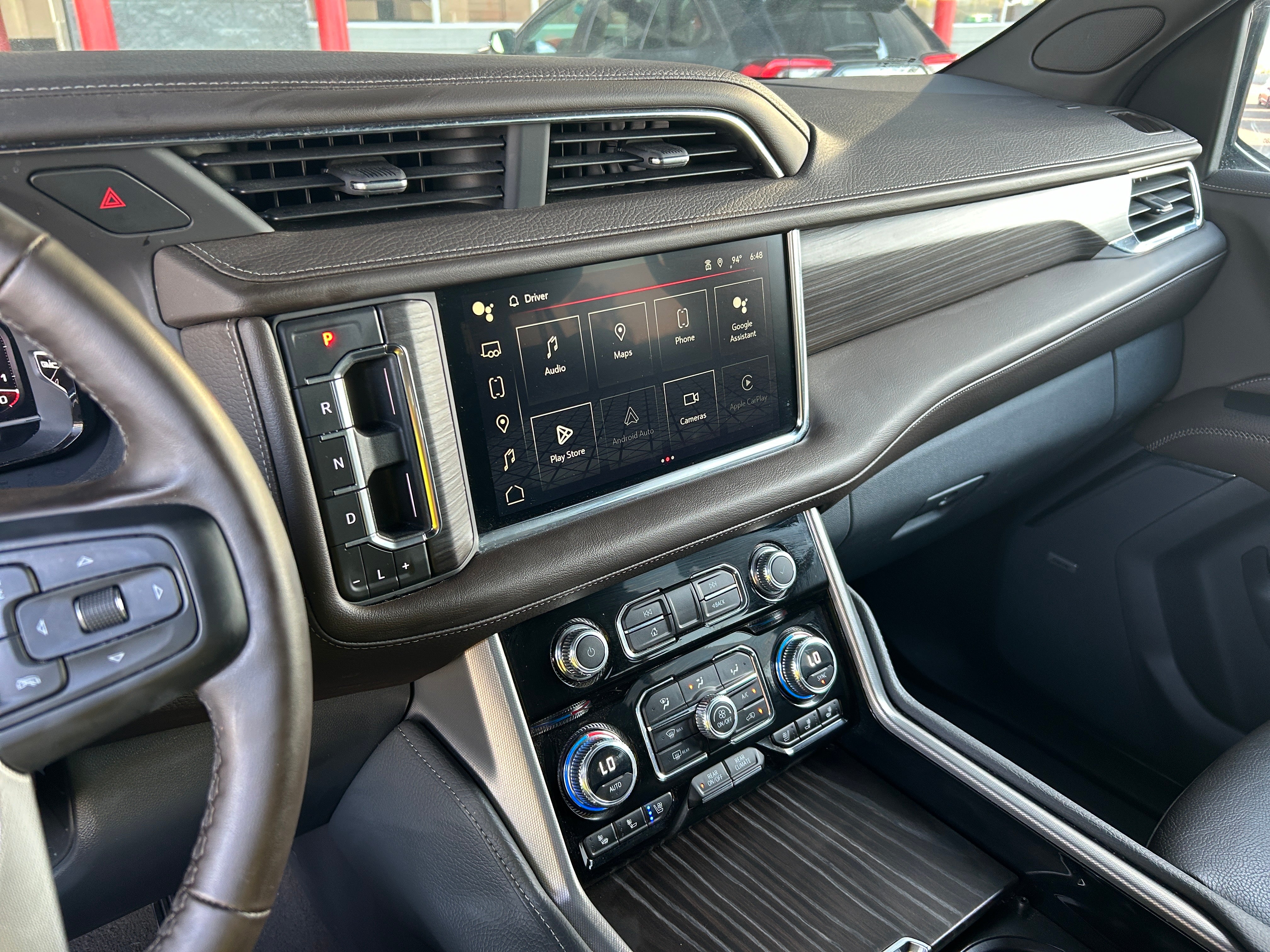 2023 GMC Yukon Denali 4