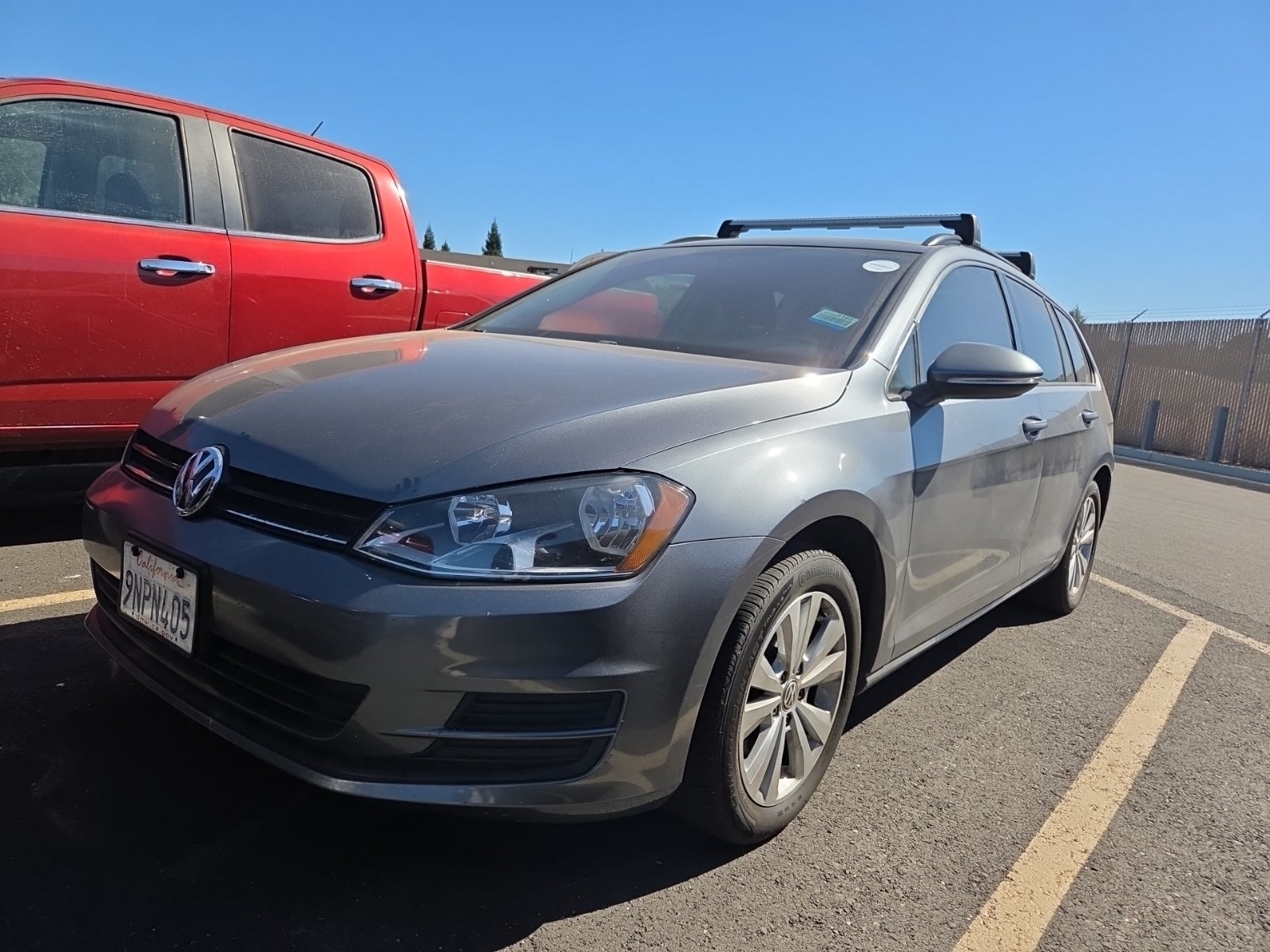 2017 Volkswagen Golf Sportwagen S