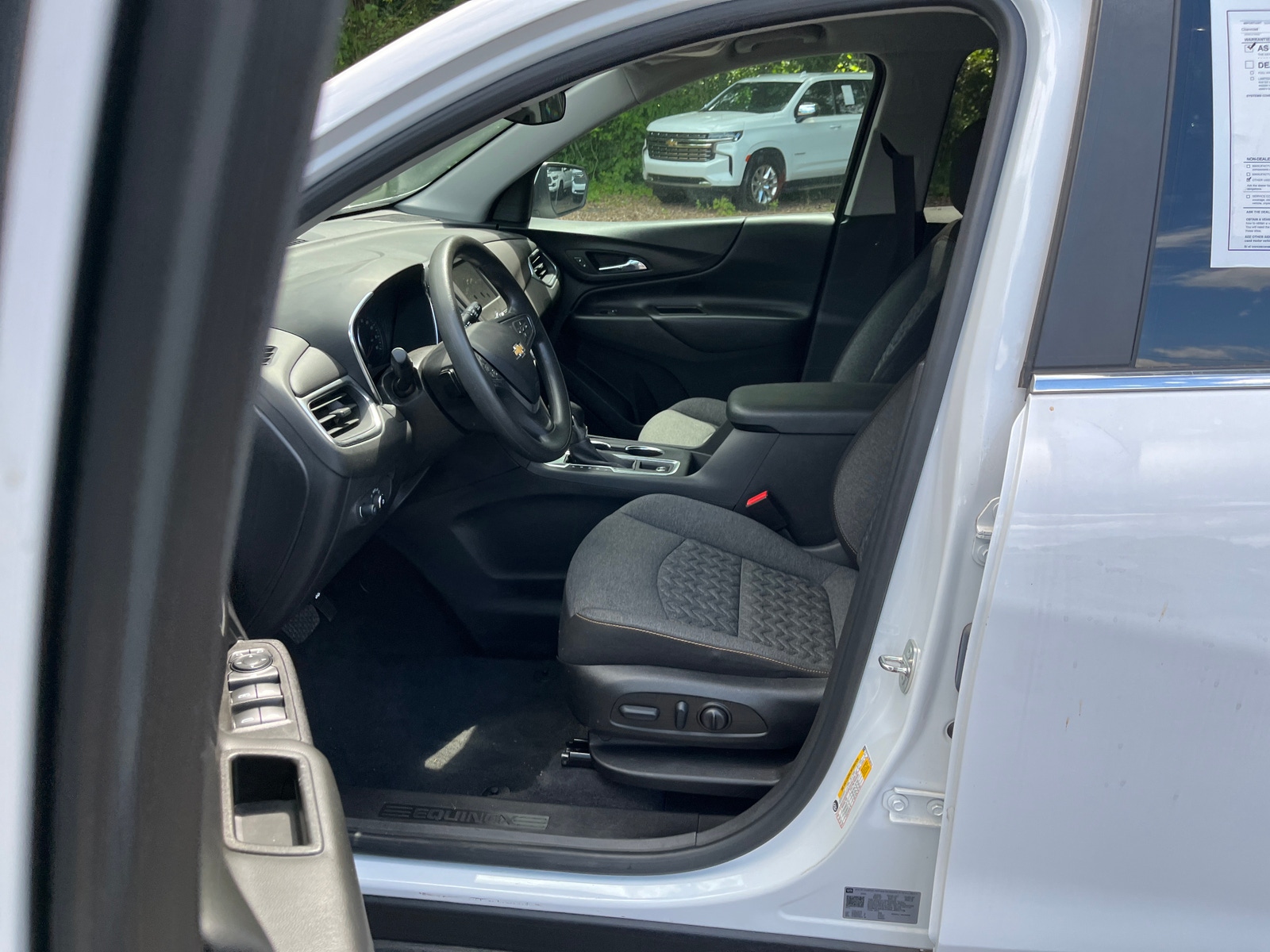 Thumbnail: 2022 Chevrolet Equinox - 2