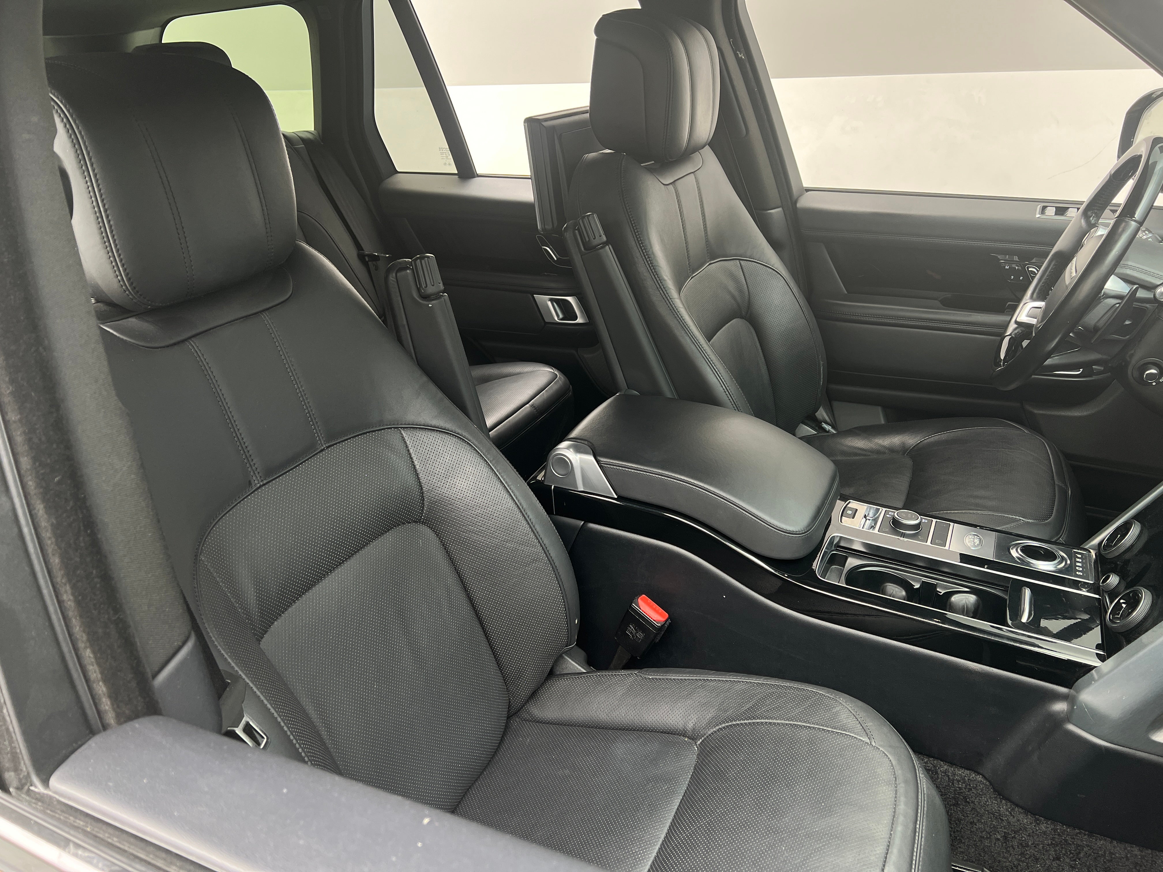 2018 Land Rover Range Rover Supercharged 2