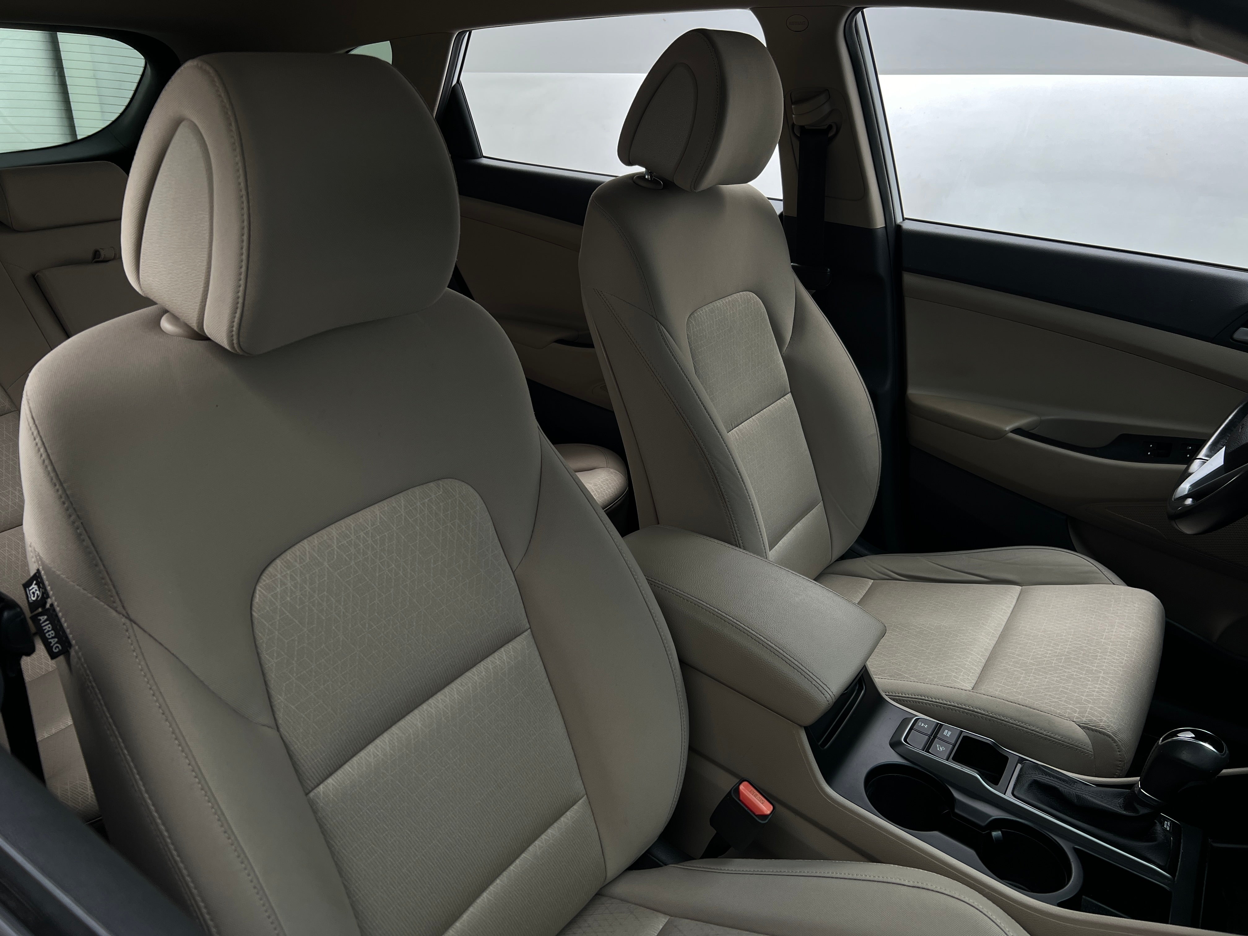 Thumbnail: 2016 Hyundai Tucson - 2