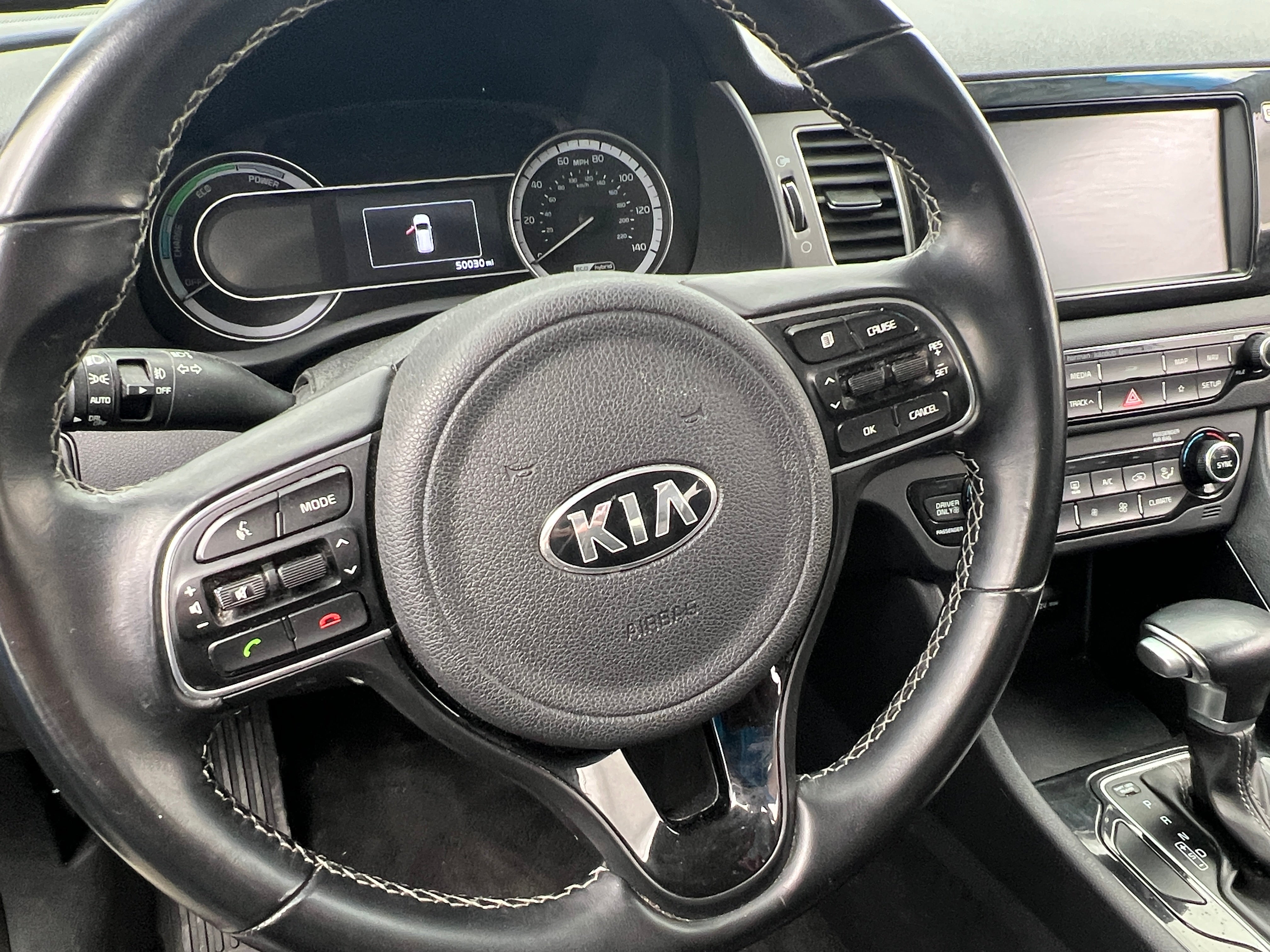 2019 Kia Niro Touring 5