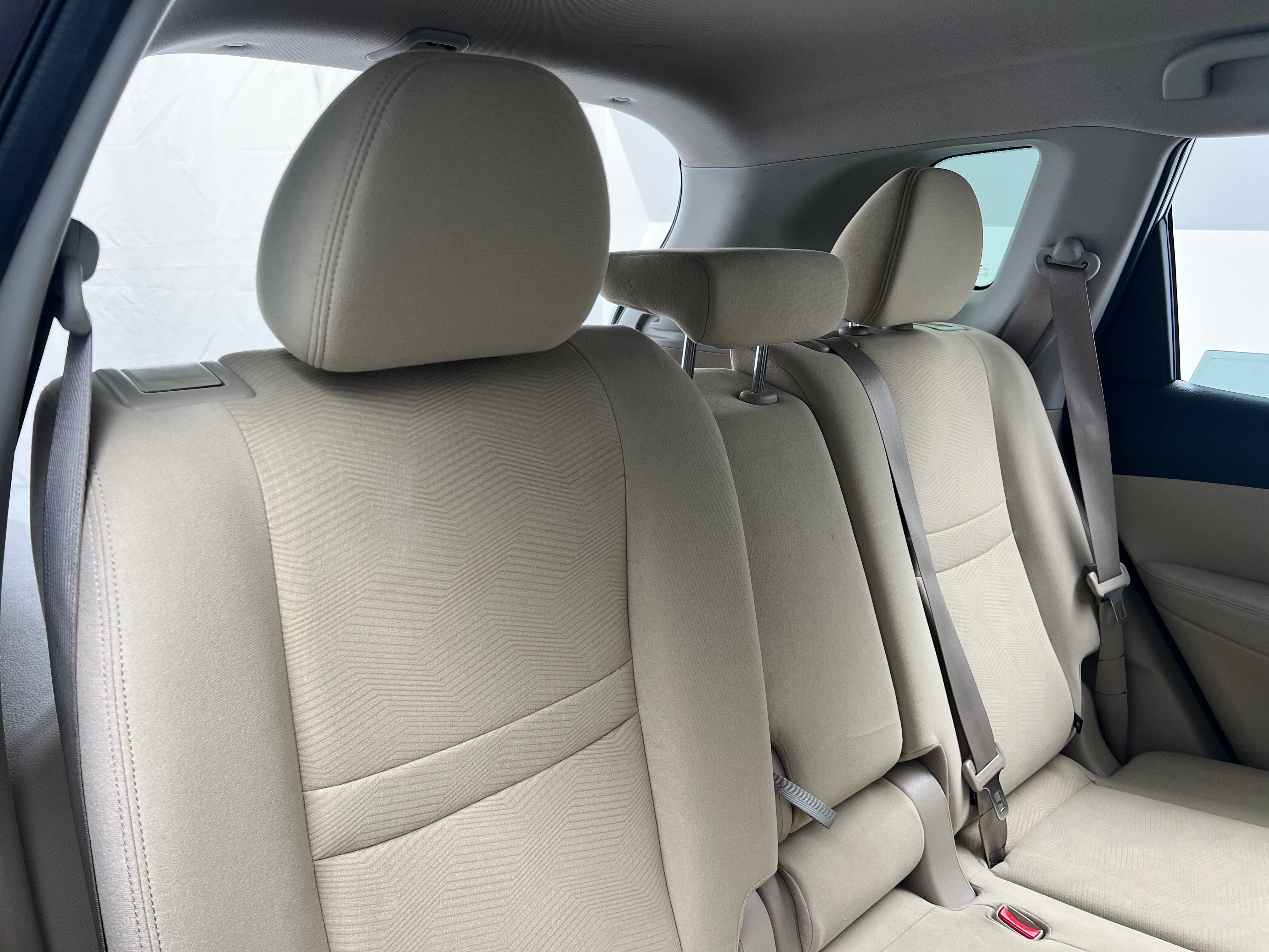 2016 Nissan Rogue SV 6