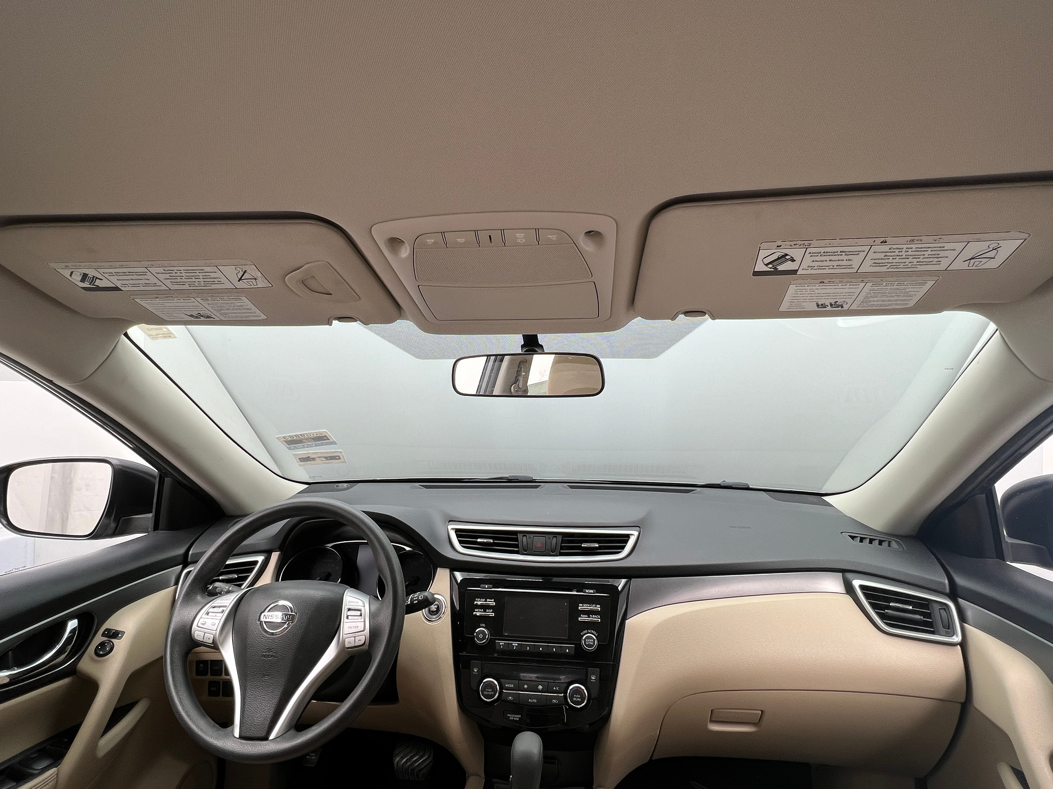 2016 Nissan Rogue SV 3