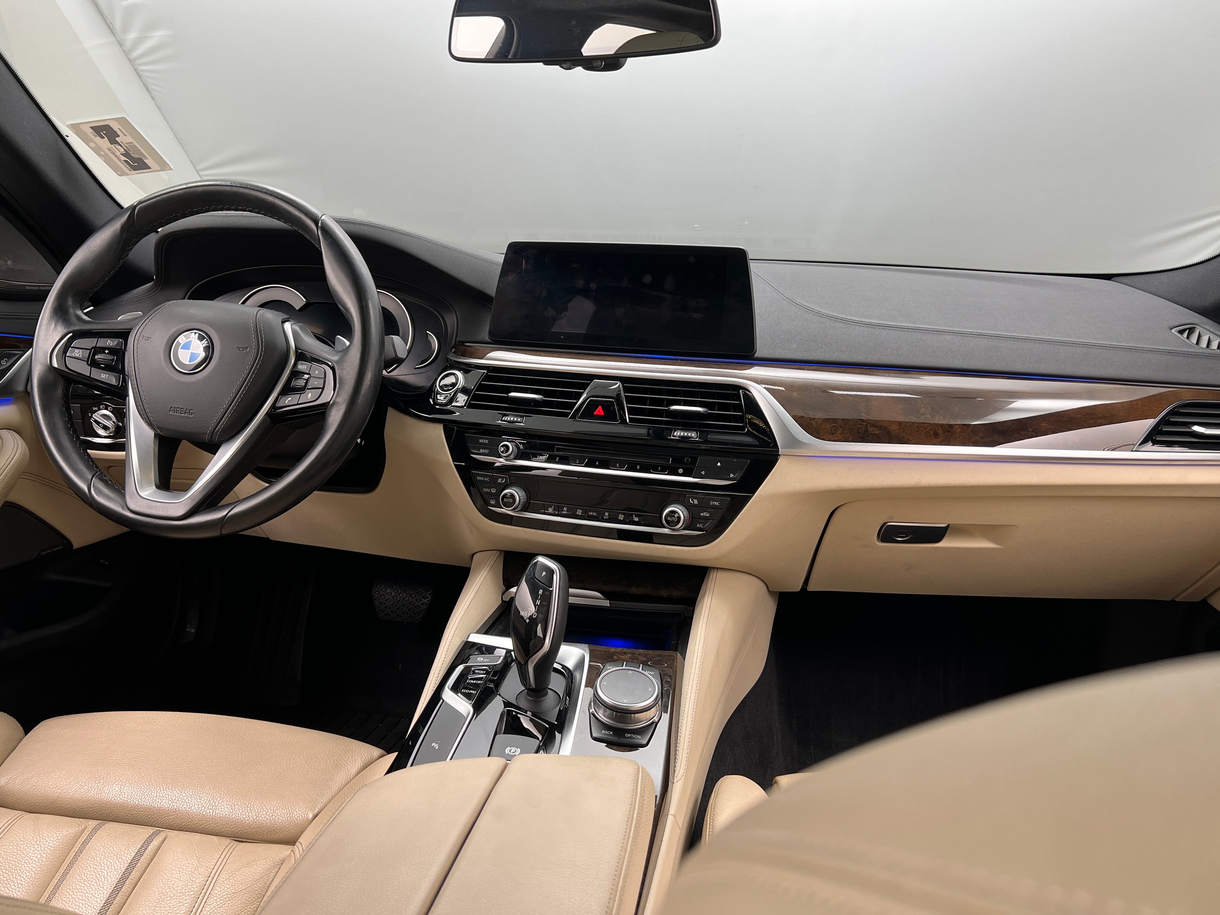 2017 BMW 5 Series 540i 3