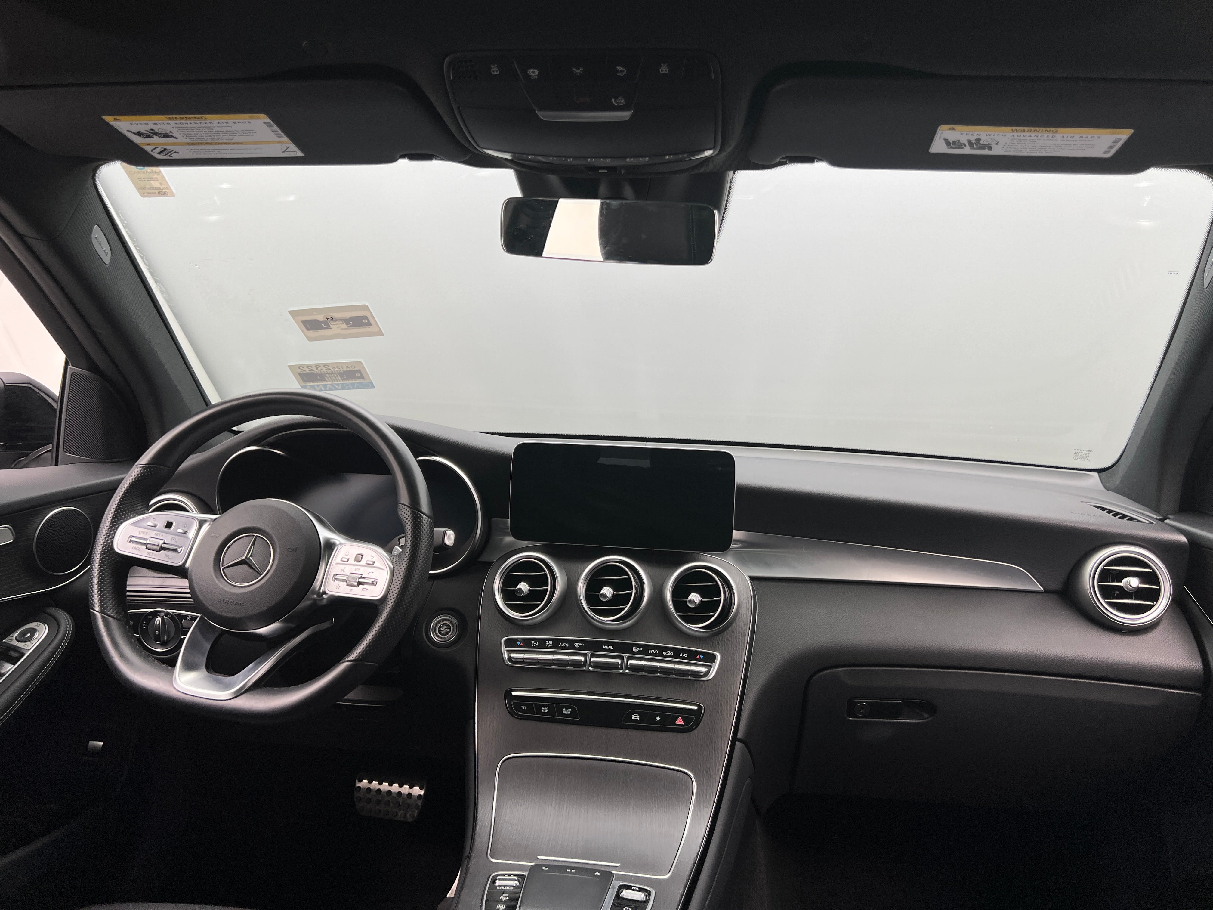 2022 Mercedes-Benz GLC 300 3